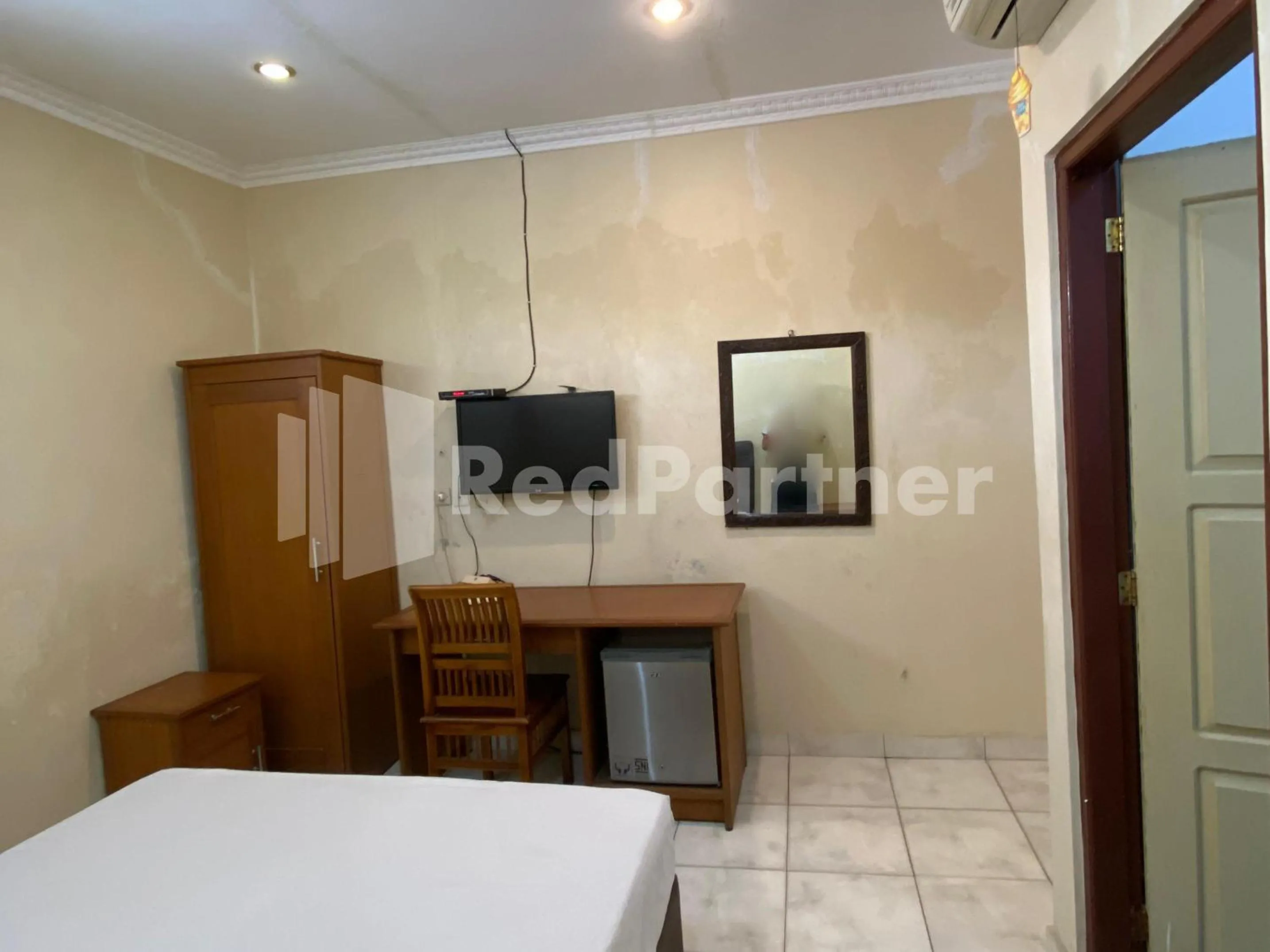 Hotel Kurnia @ Jln Pemuda Blora RedPartner