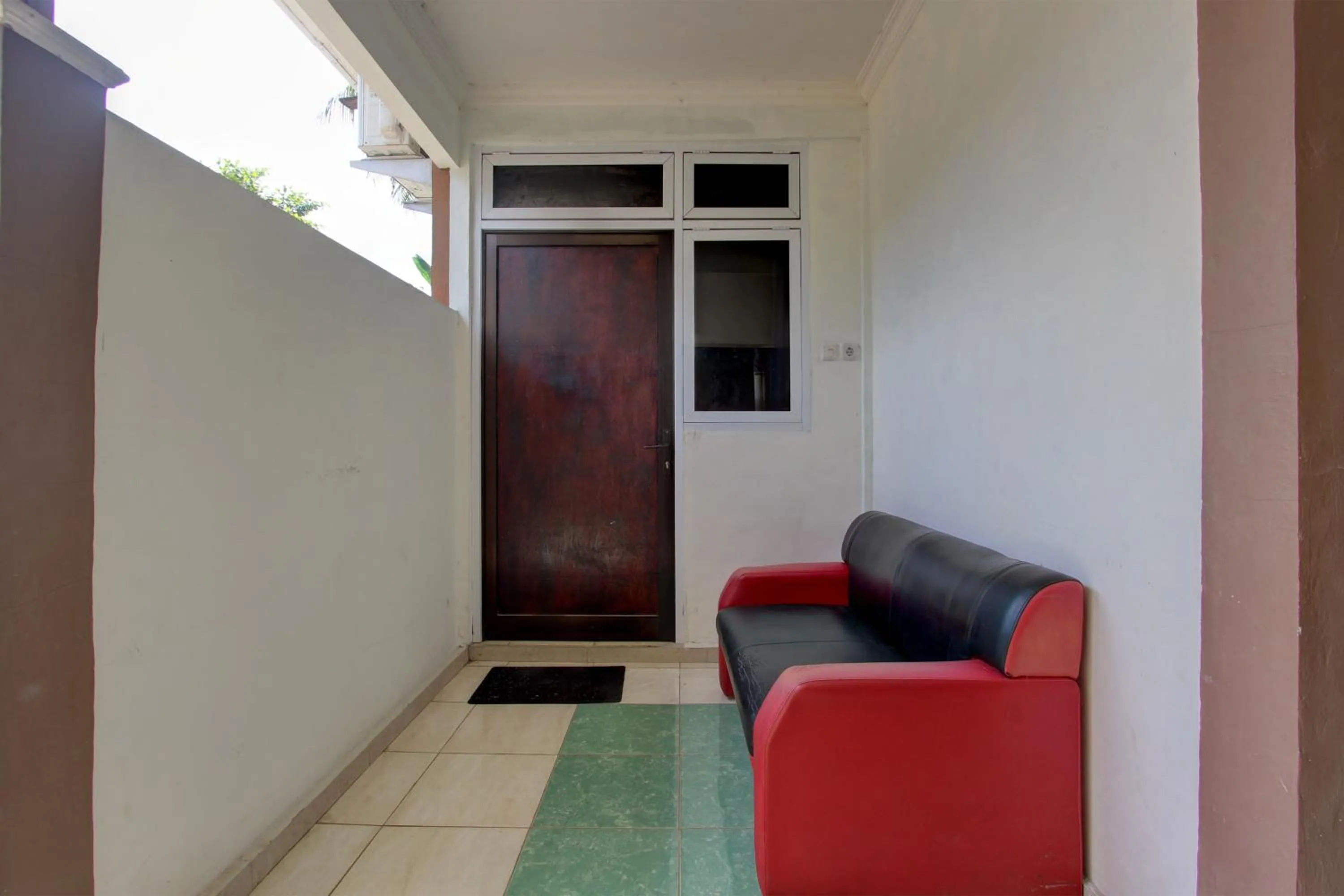 Lobby or reception in Hotel O Juan Kostel 2