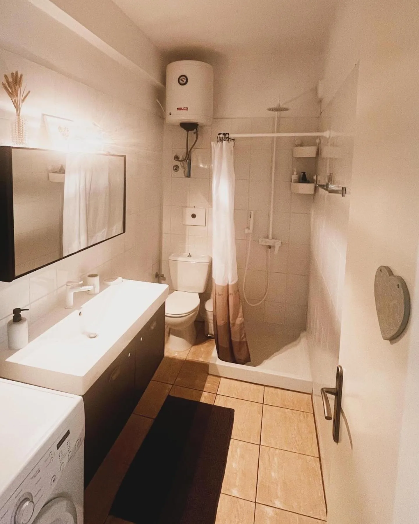 Lucy’s guest house