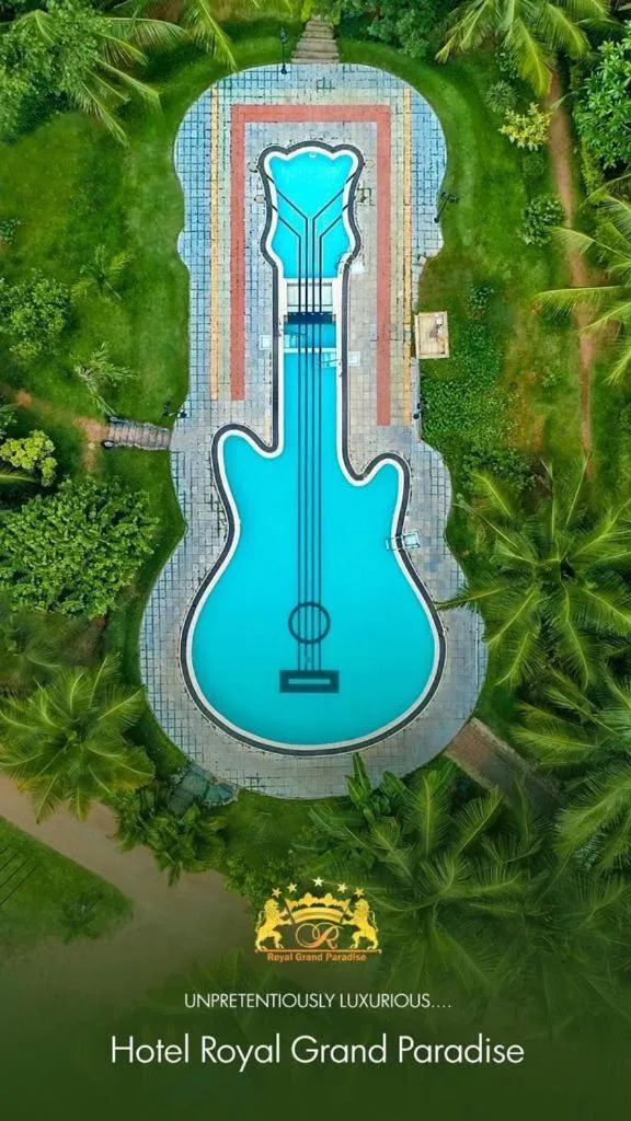 Pool view in Hotel Royal Grand Paradise