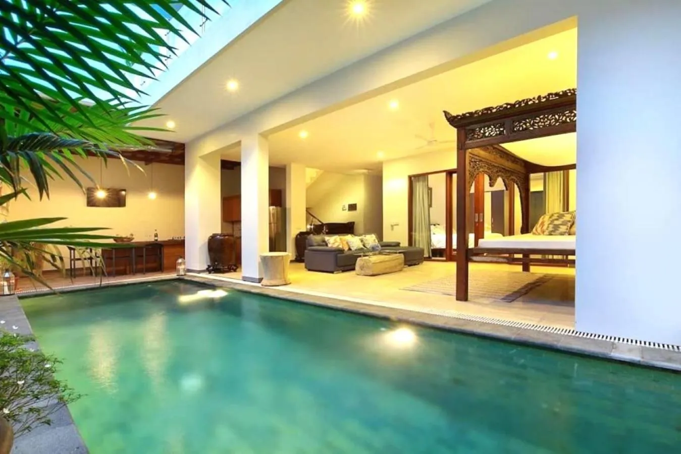 Villa Rainbow Runner