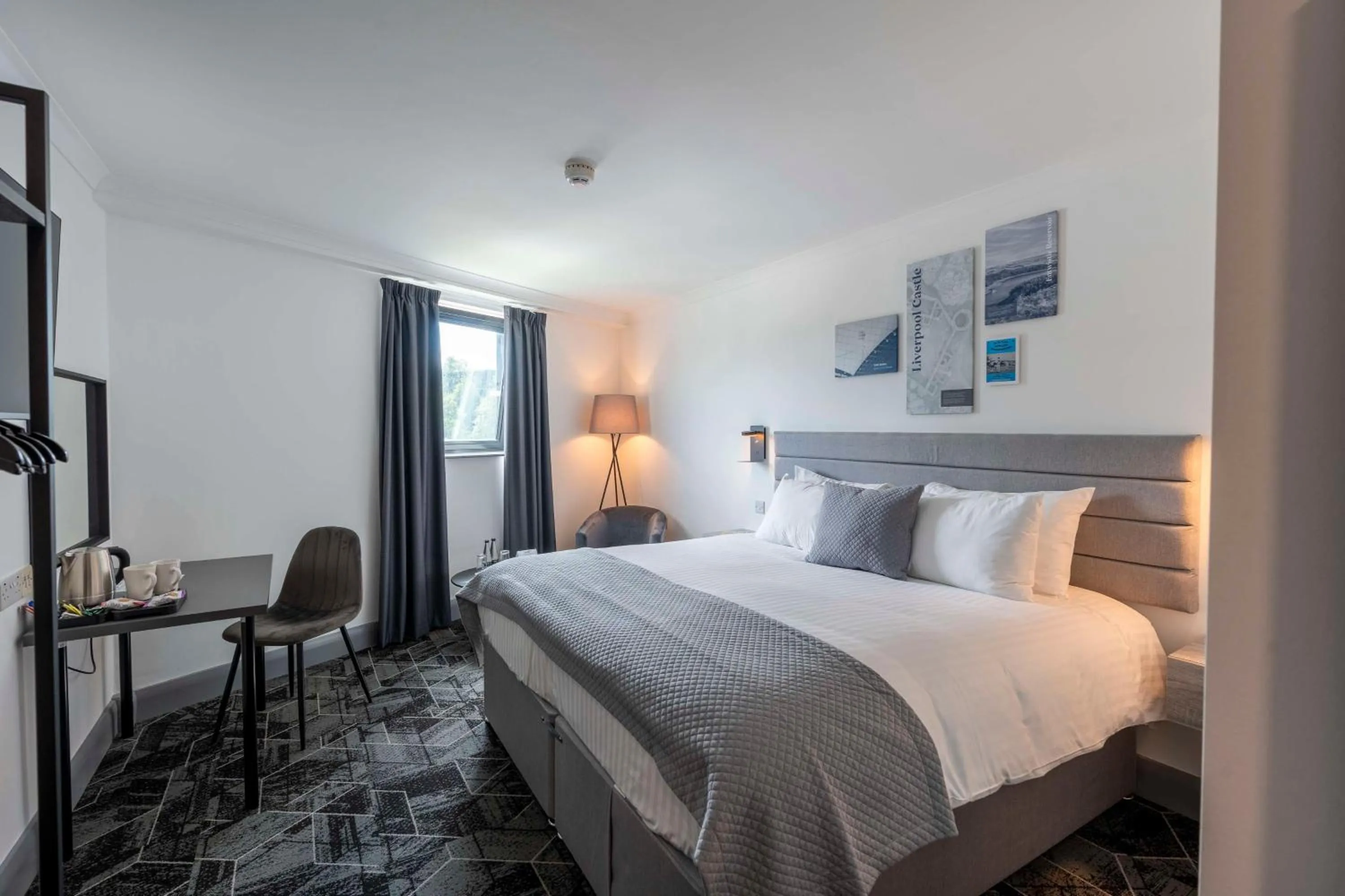 Bedroom, Bed in The Bolton Stadium Hotel, a member of Radisson Individuals