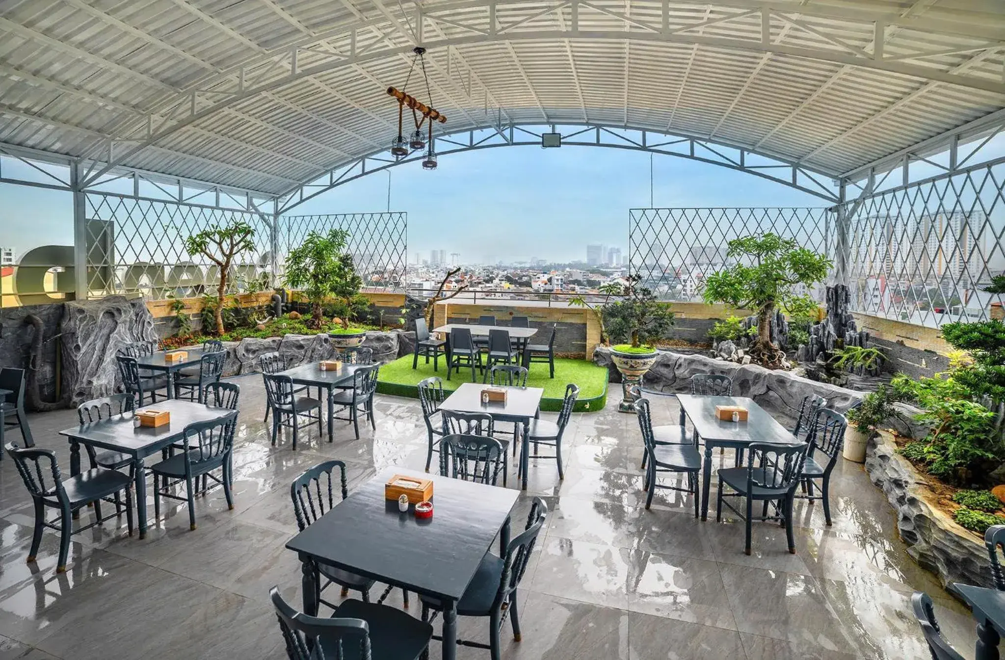 Restaurant/places to eat in Green LP Hotel & Apartment Restaurant/places to eat in Green LP Hotel & Apartment