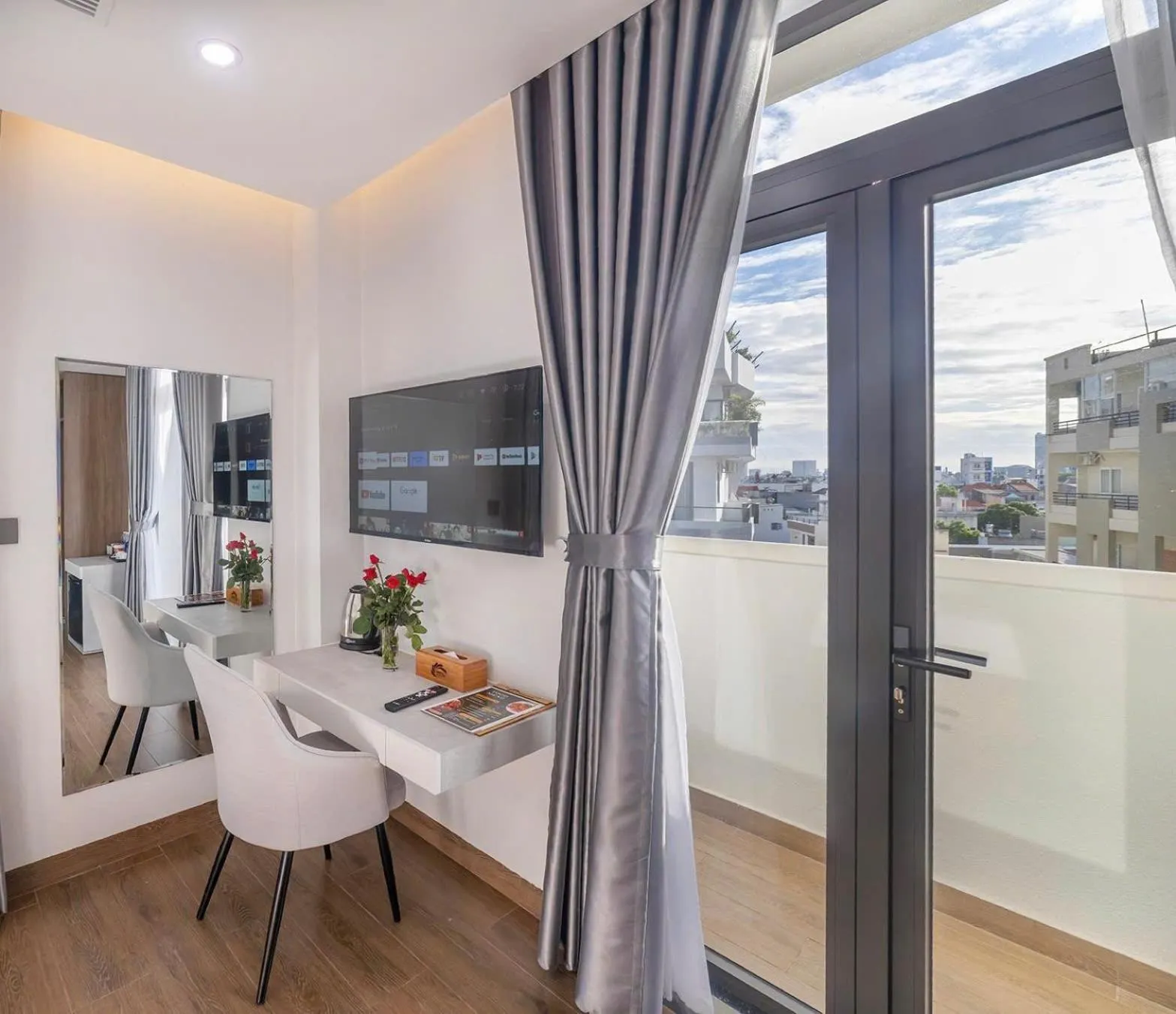 Balcony/Terrace in Green LP Hotel & Apartment