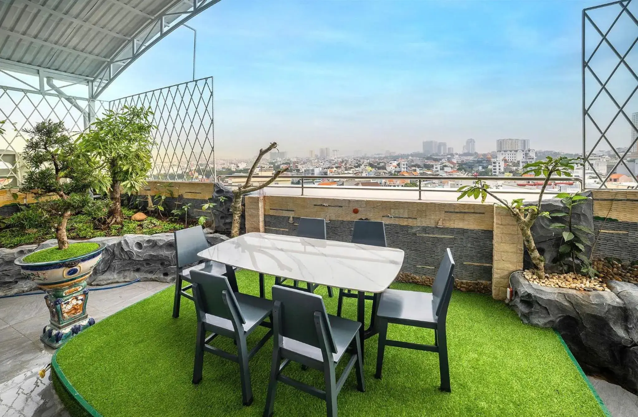 Restaurant/places to eat in Green LP Hotel & Apartment Restaurant/places to eat in Green LP Hotel & Apartment