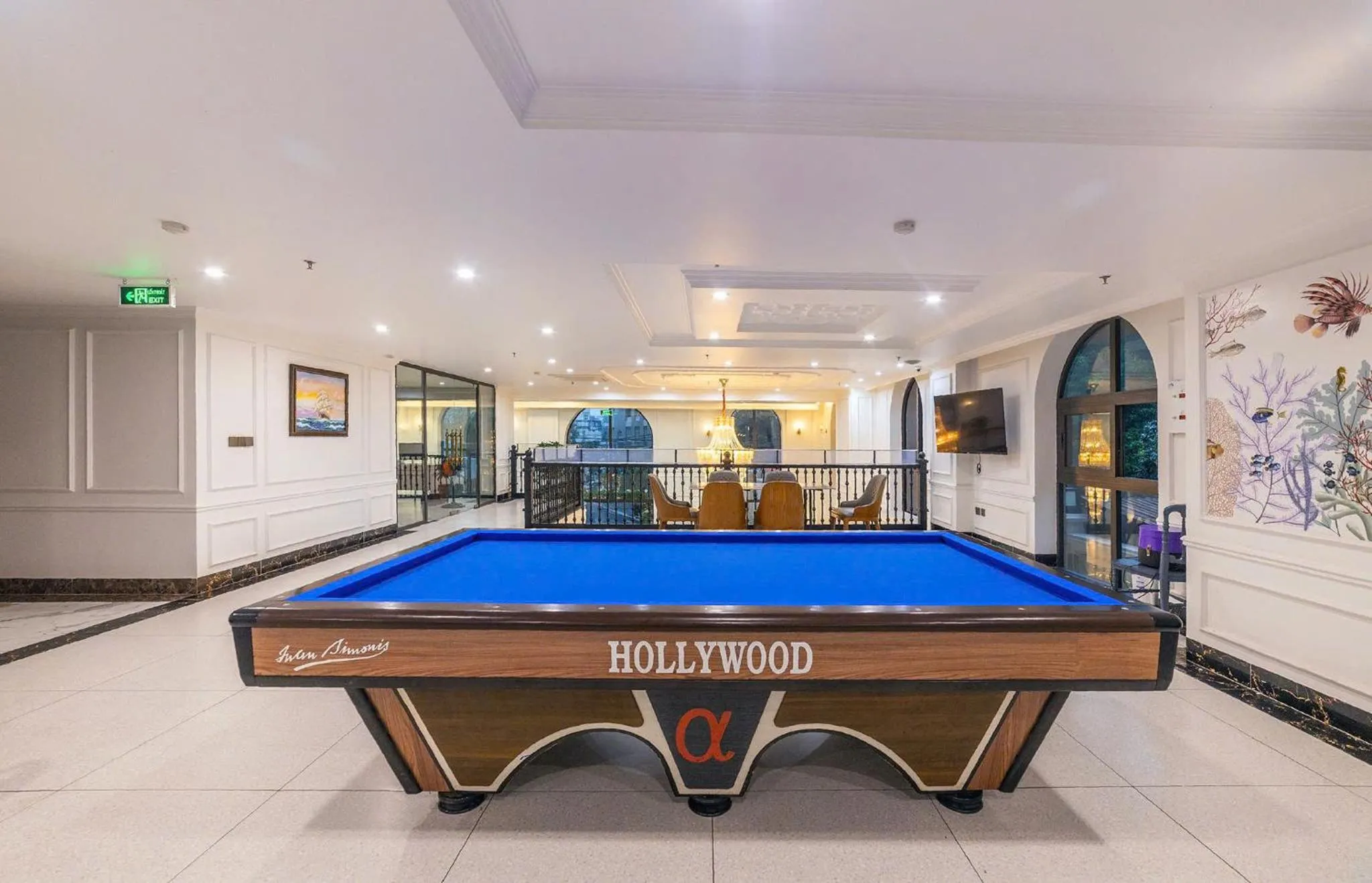 Billiard in Green LP Hotel & Apartment