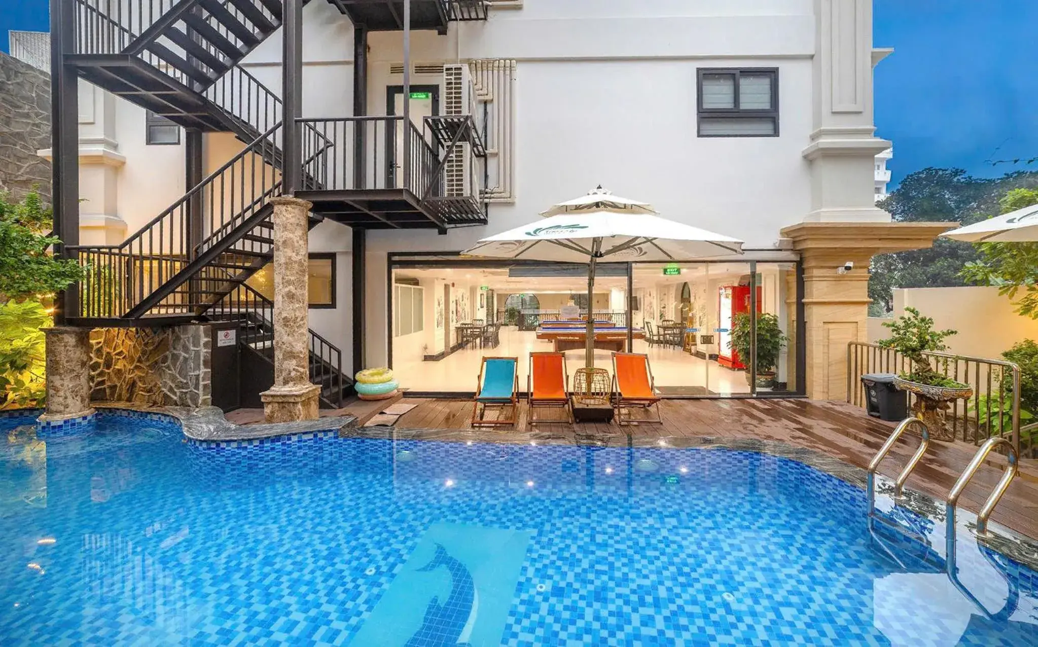 Swimming pool in Green LP Hotel & Apartment Swimming pool in Green LP Hotel & Apartment