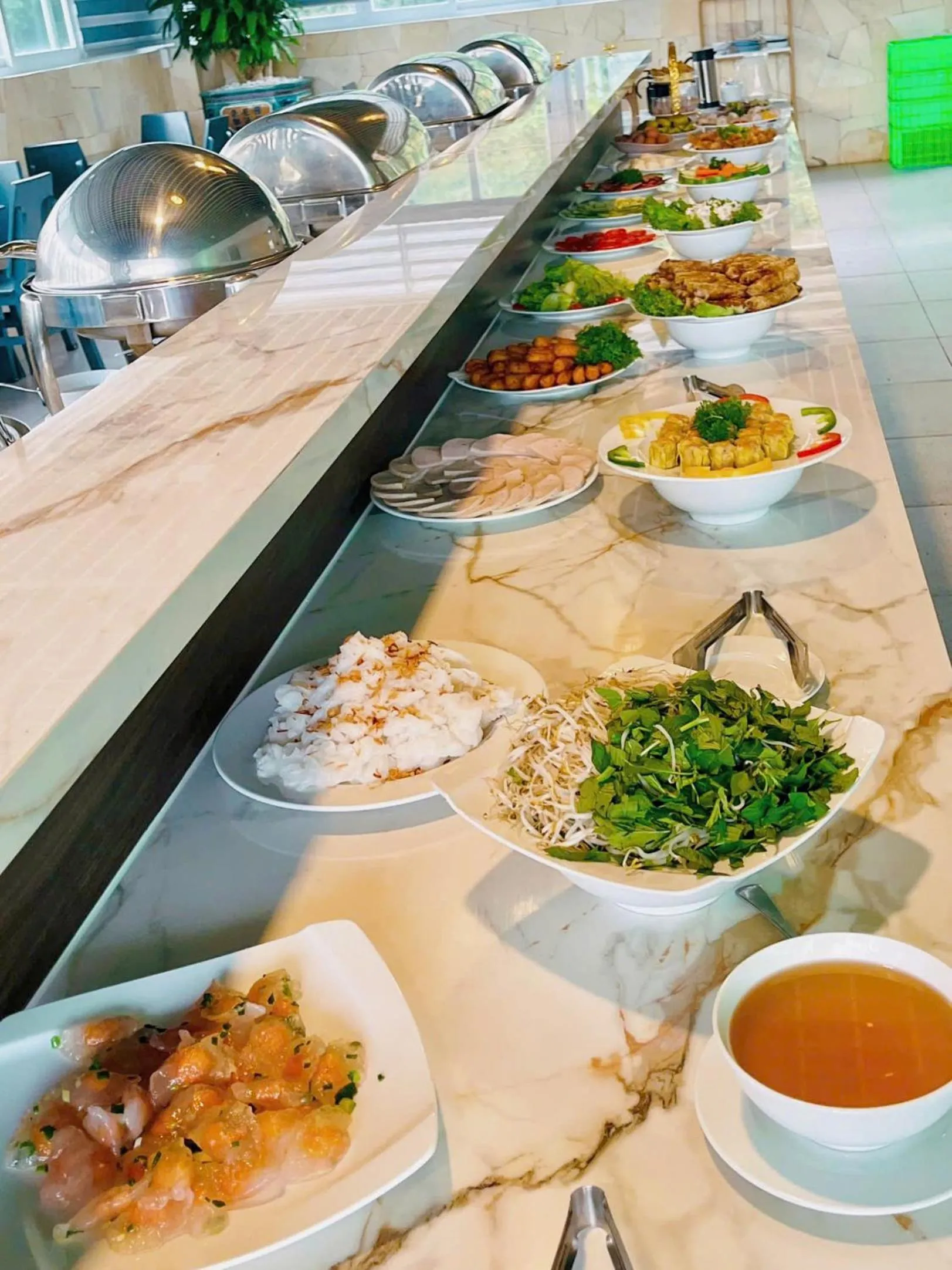 Breakfast in Green LP Hotel & Apartment