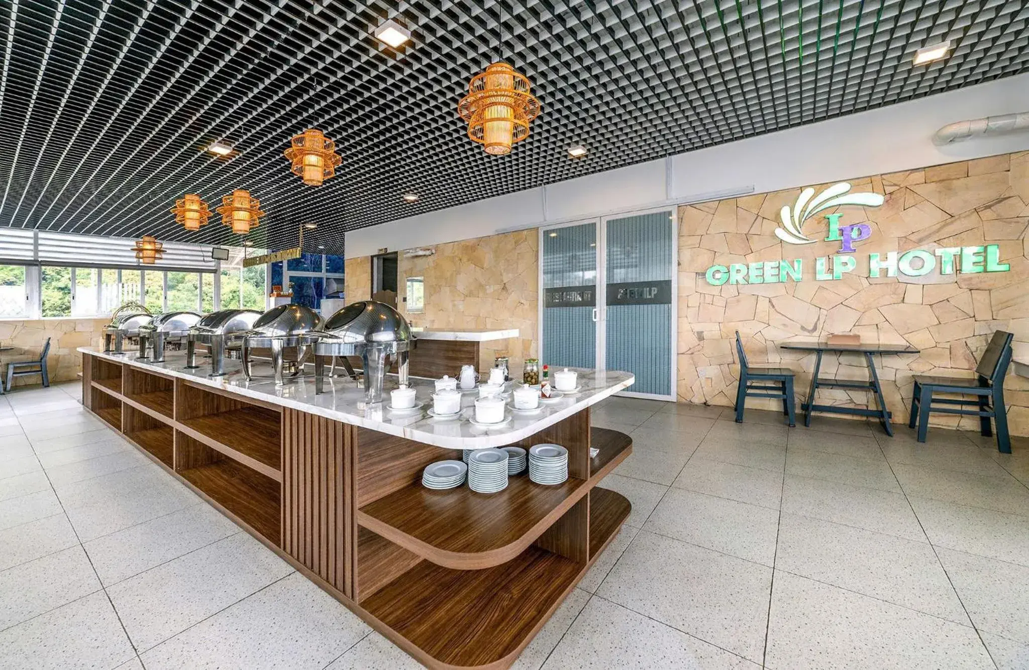 Restaurant/places to eat in Green LP Hotel & Apartment Restaurant/places to eat in Green LP Hotel & Apartment