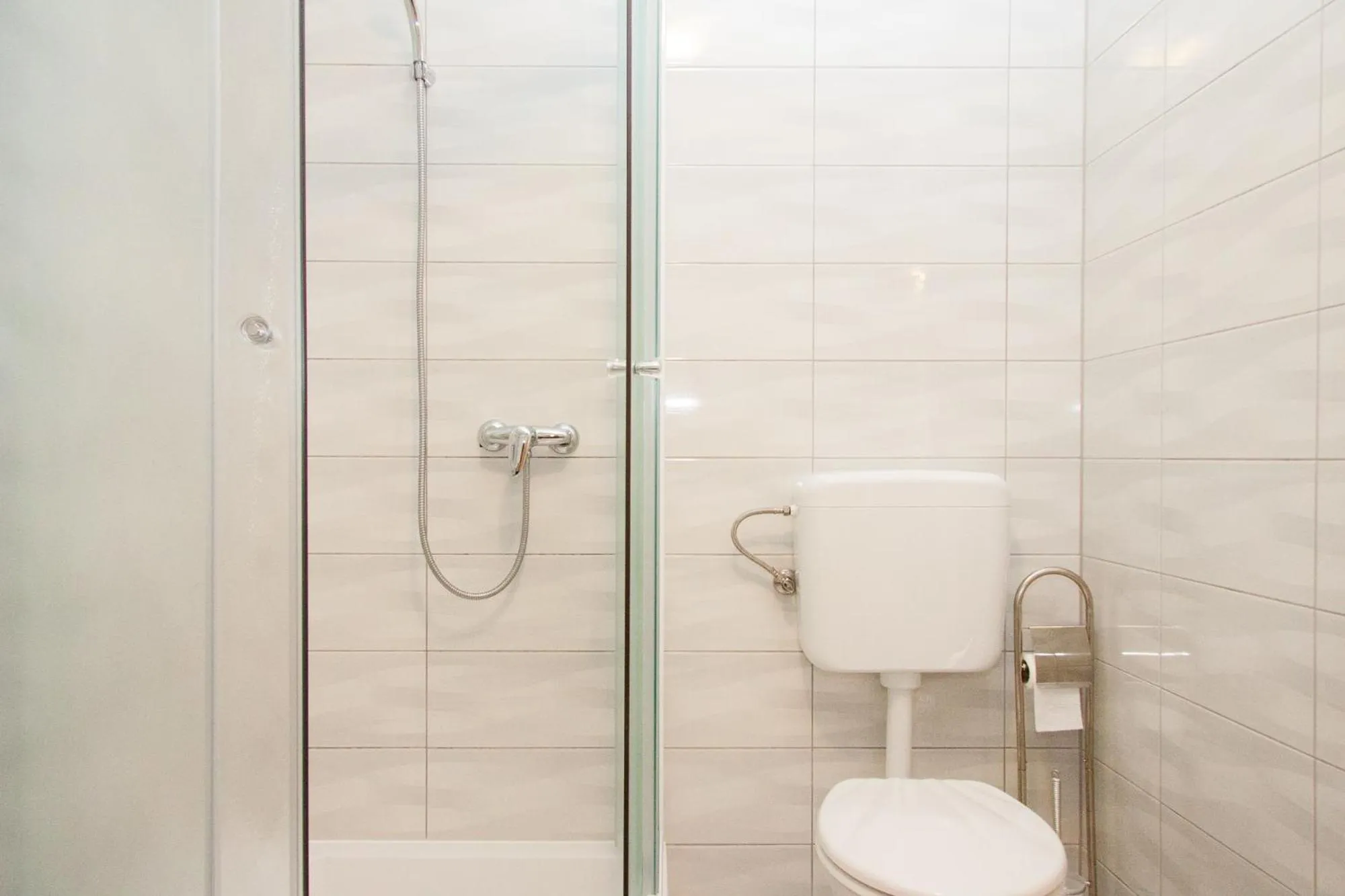 Shower in Rooms Garden Zagreb Airport