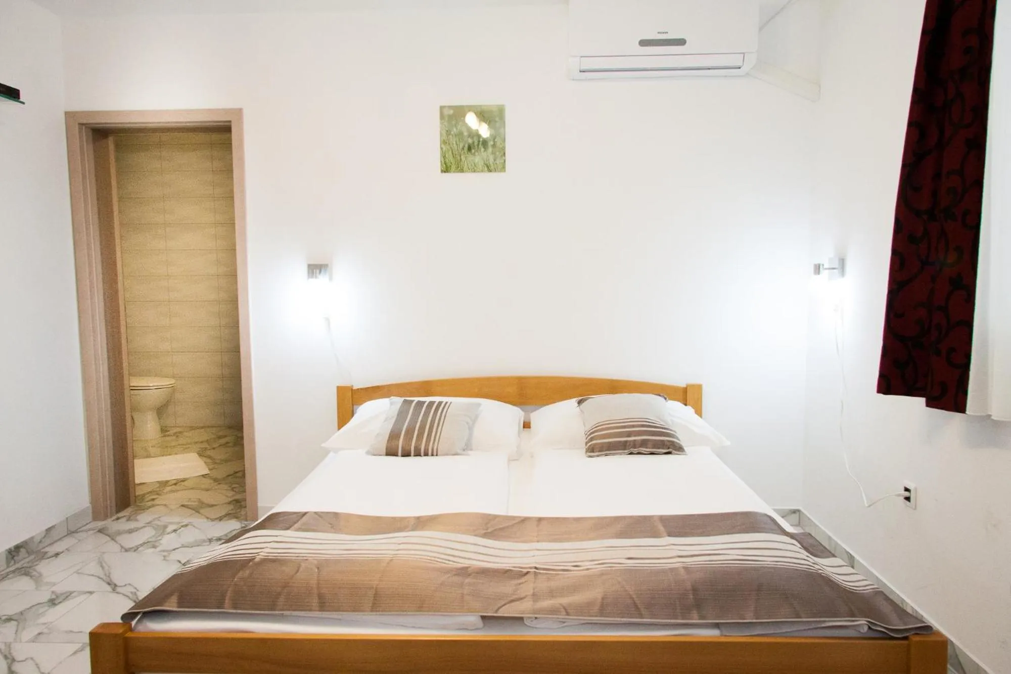 Bed in Rooms Garden Zagreb Airport