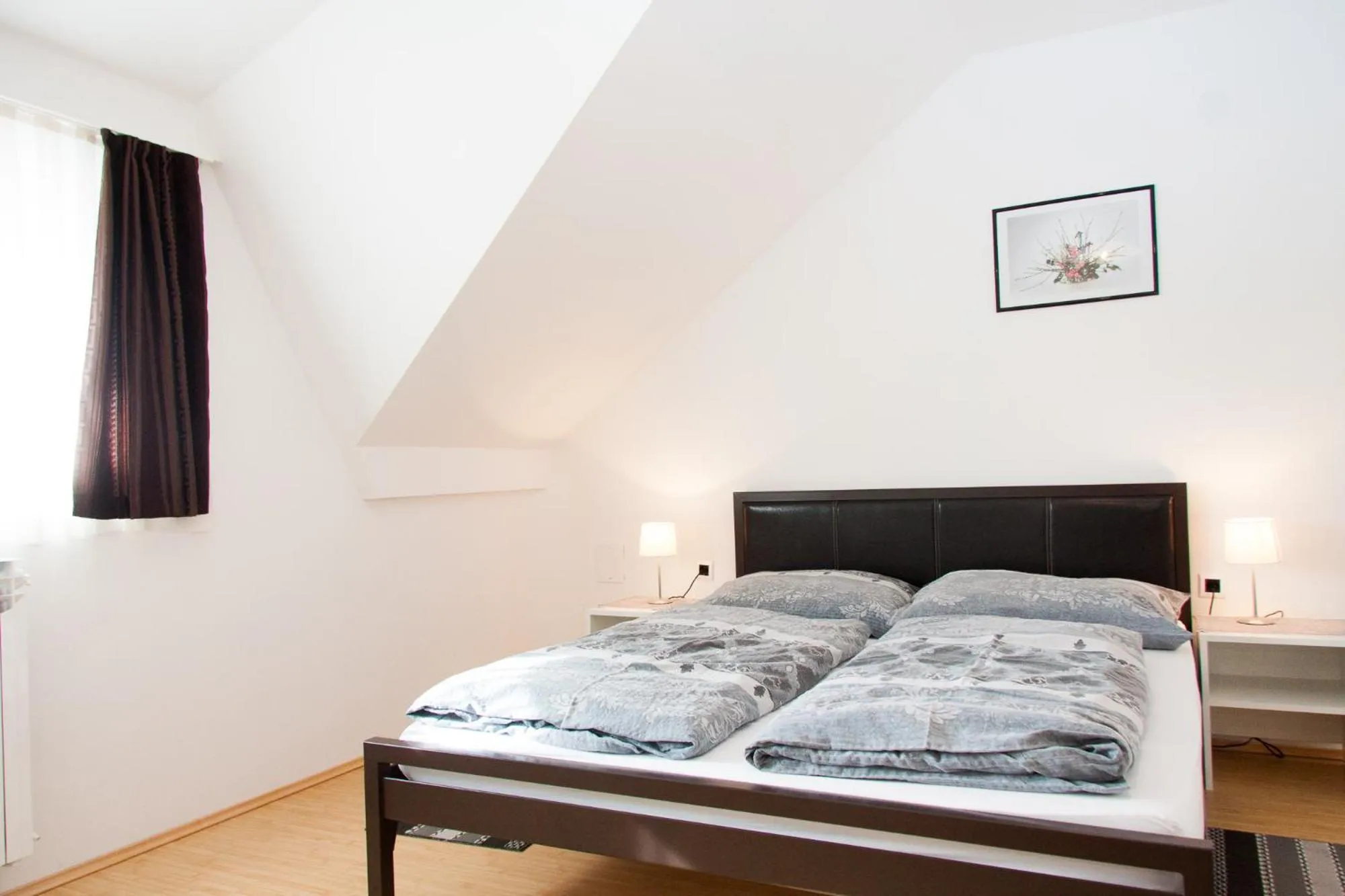 Bed in Rooms Garden Zagreb Airport