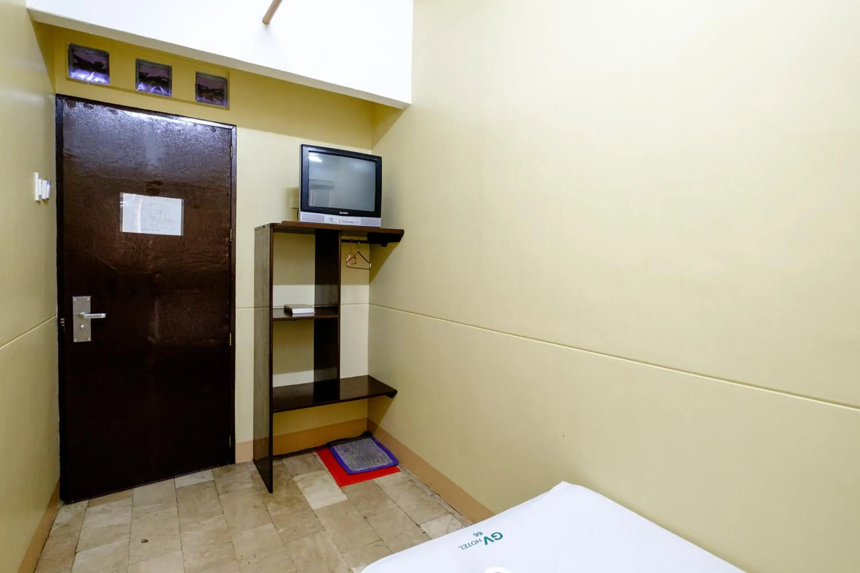 Bed in GV Hotel - Pagadian Bed in GV Hotel - Pagadian