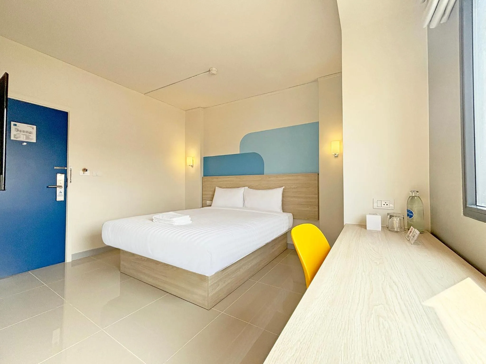 Bed in HOP INN Suphanburi