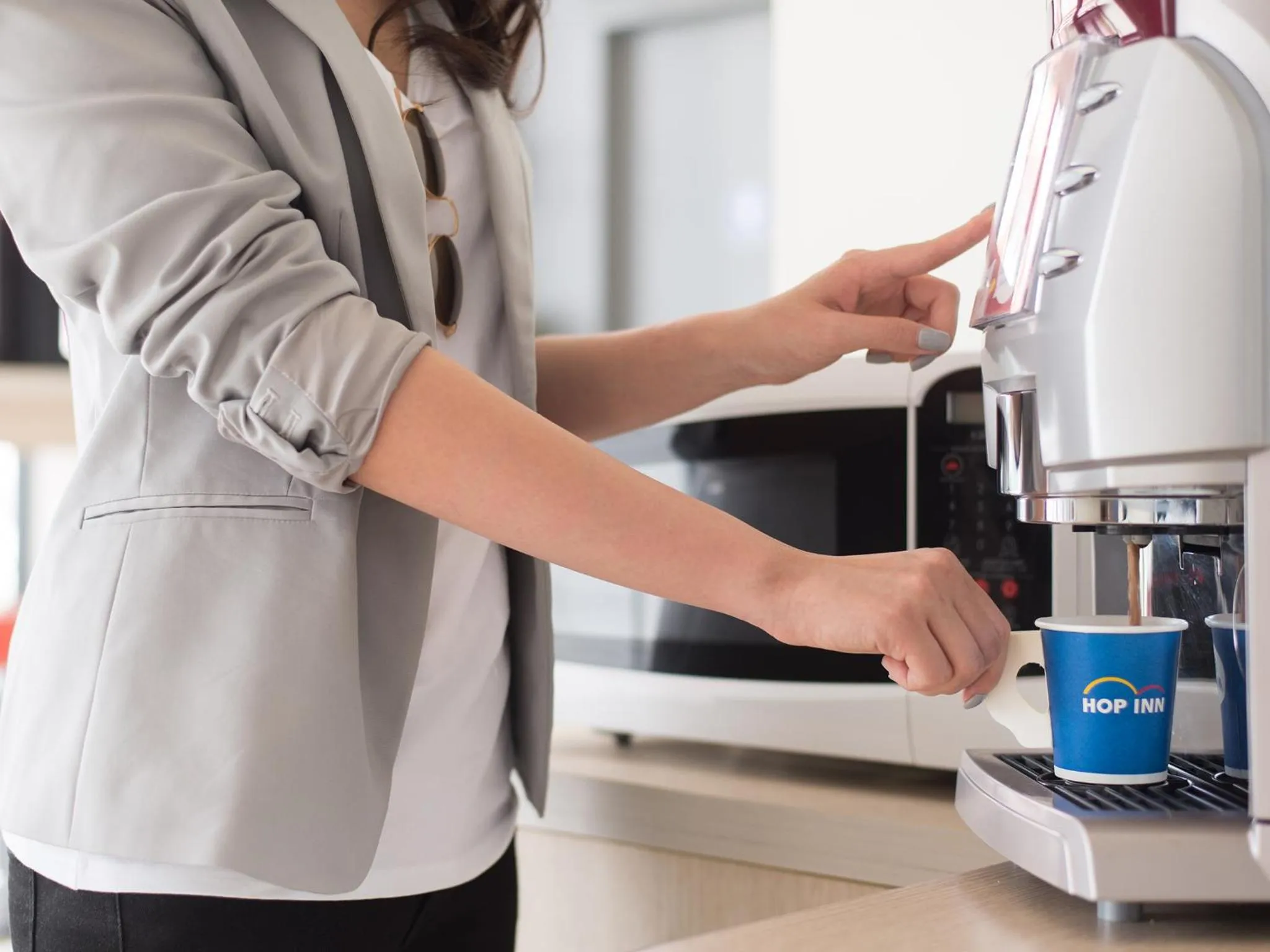 Coffee/tea facilities in HOP INN Suphanburi