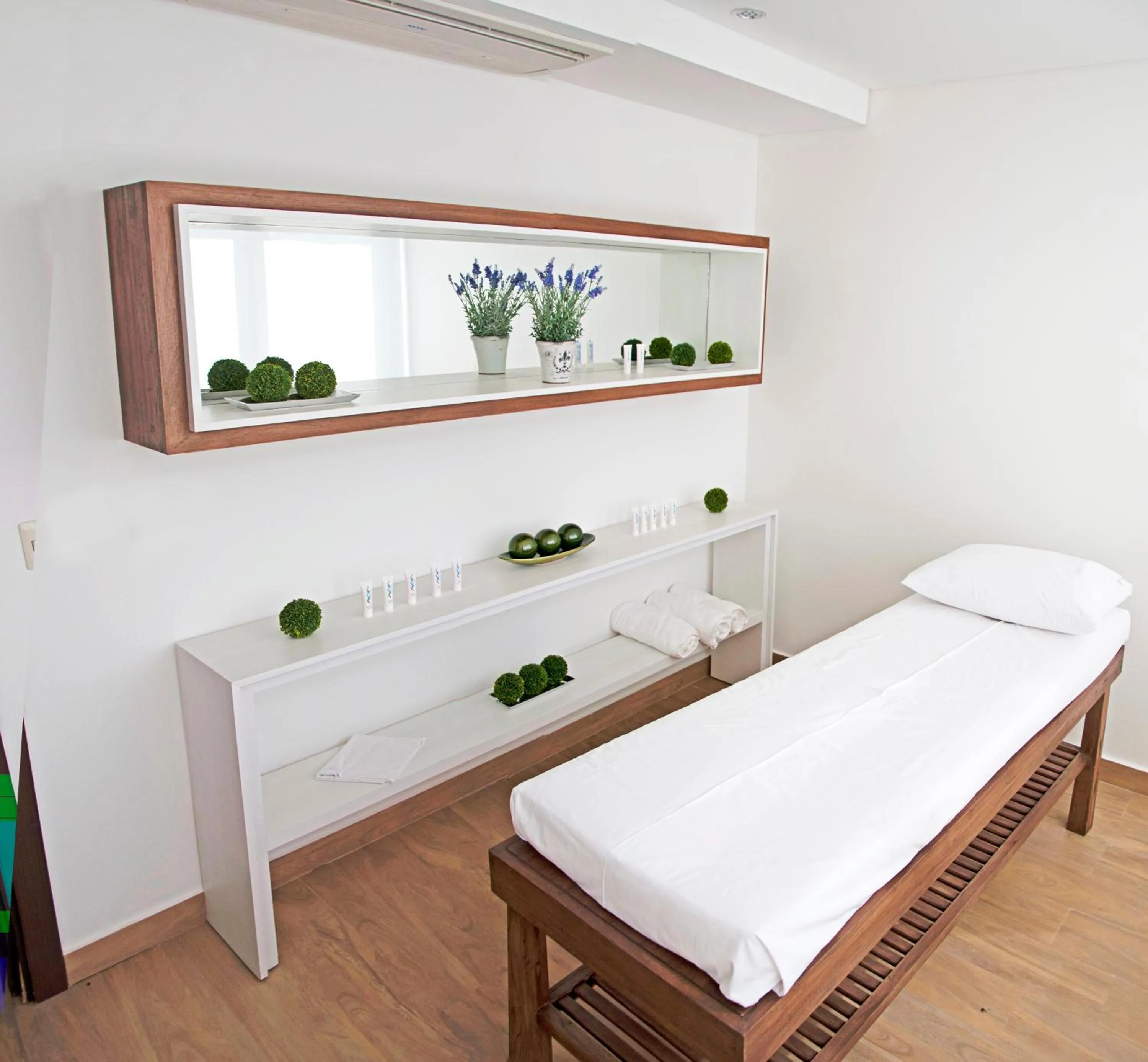 Massage in Awa Resort Hotel