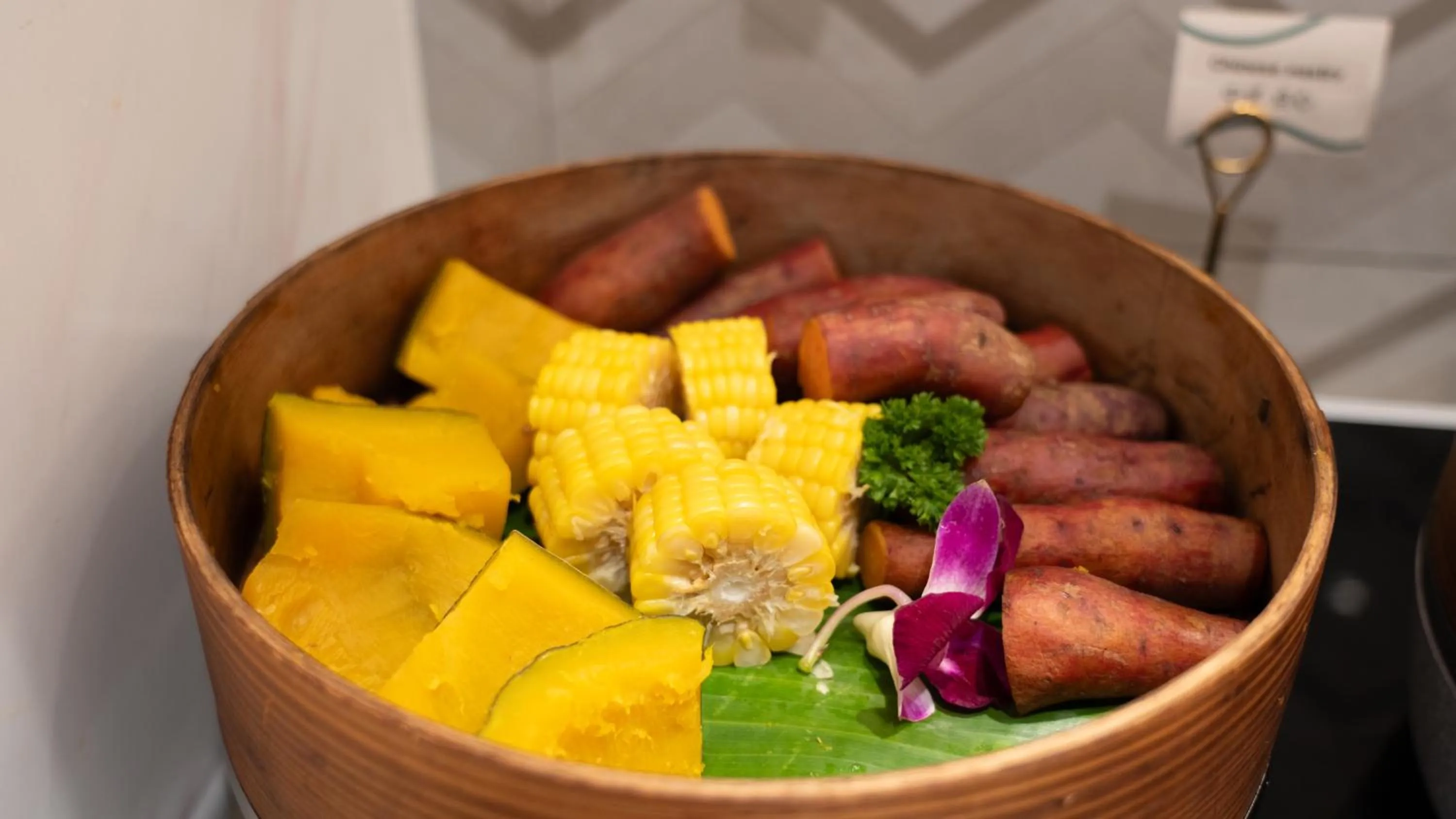 Food in Maxx Phnom Penh Downtown By H World