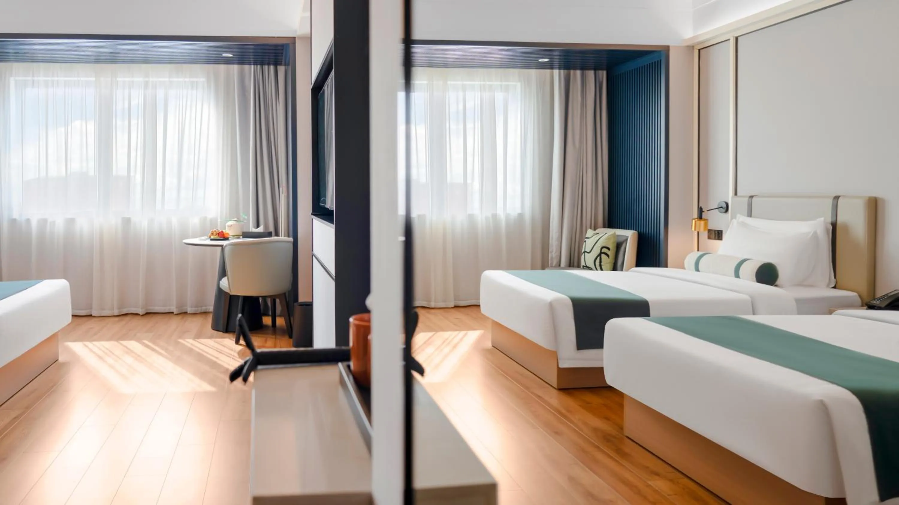 Bedroom, Bed in Maxx Phnom Penh Downtown By H World