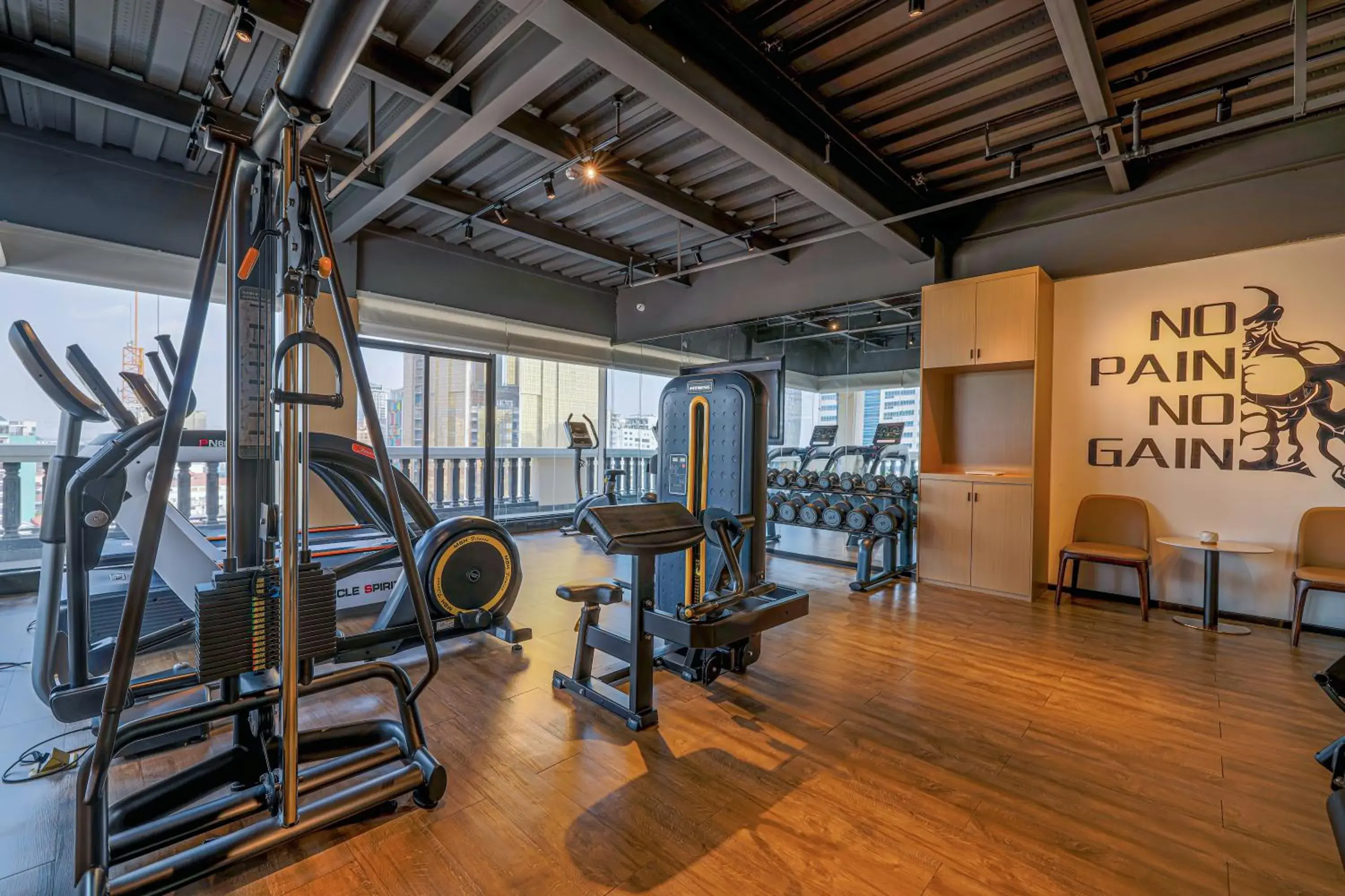 Fitness centre/facilities in Maxx Phnom Penh Downtown By H World Fitness centre/facilities in Maxx Phnom Penh Downtown By H World