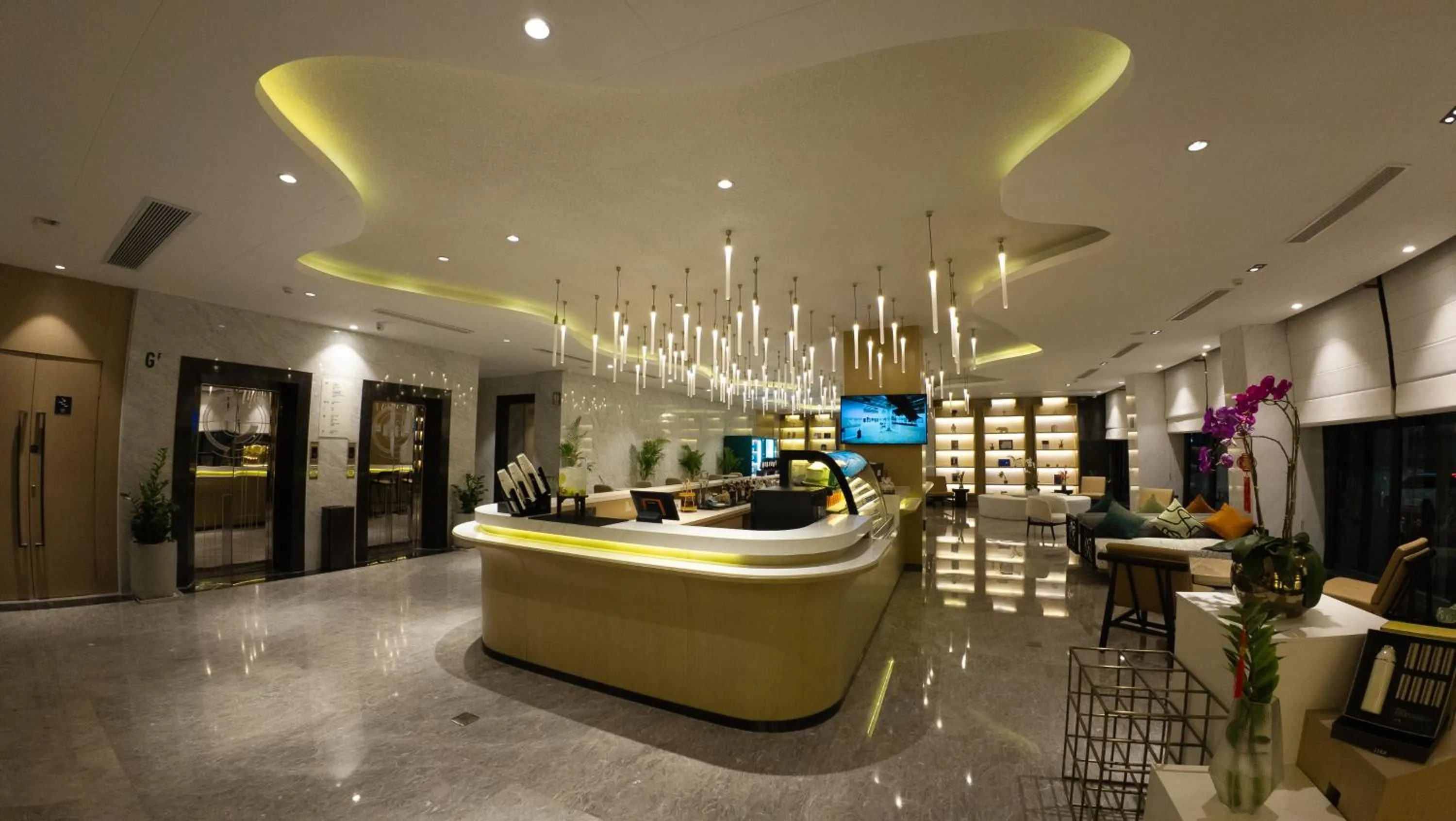 Lounge or bar in Maxx Phnom Penh Downtown By H World