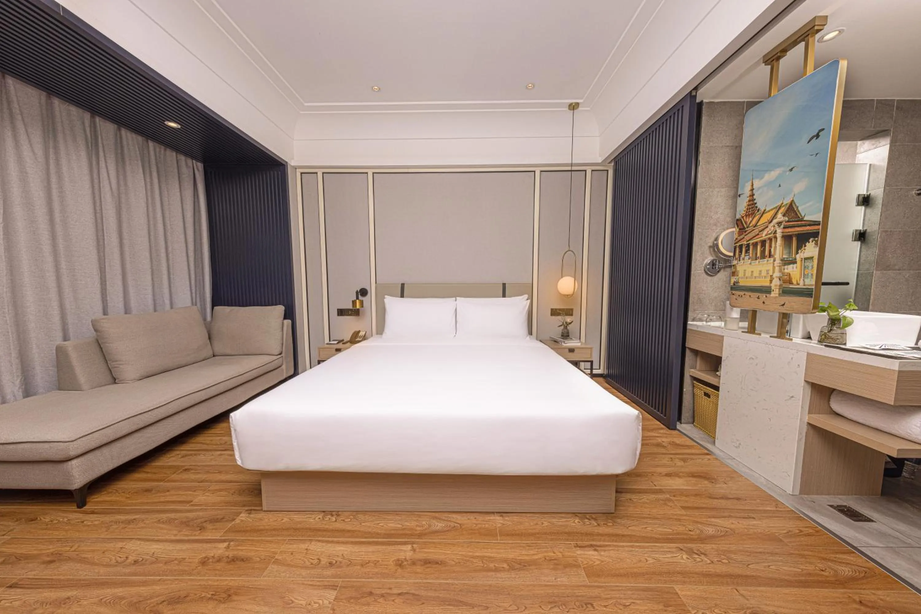 Bed in Marco Polo Hotel