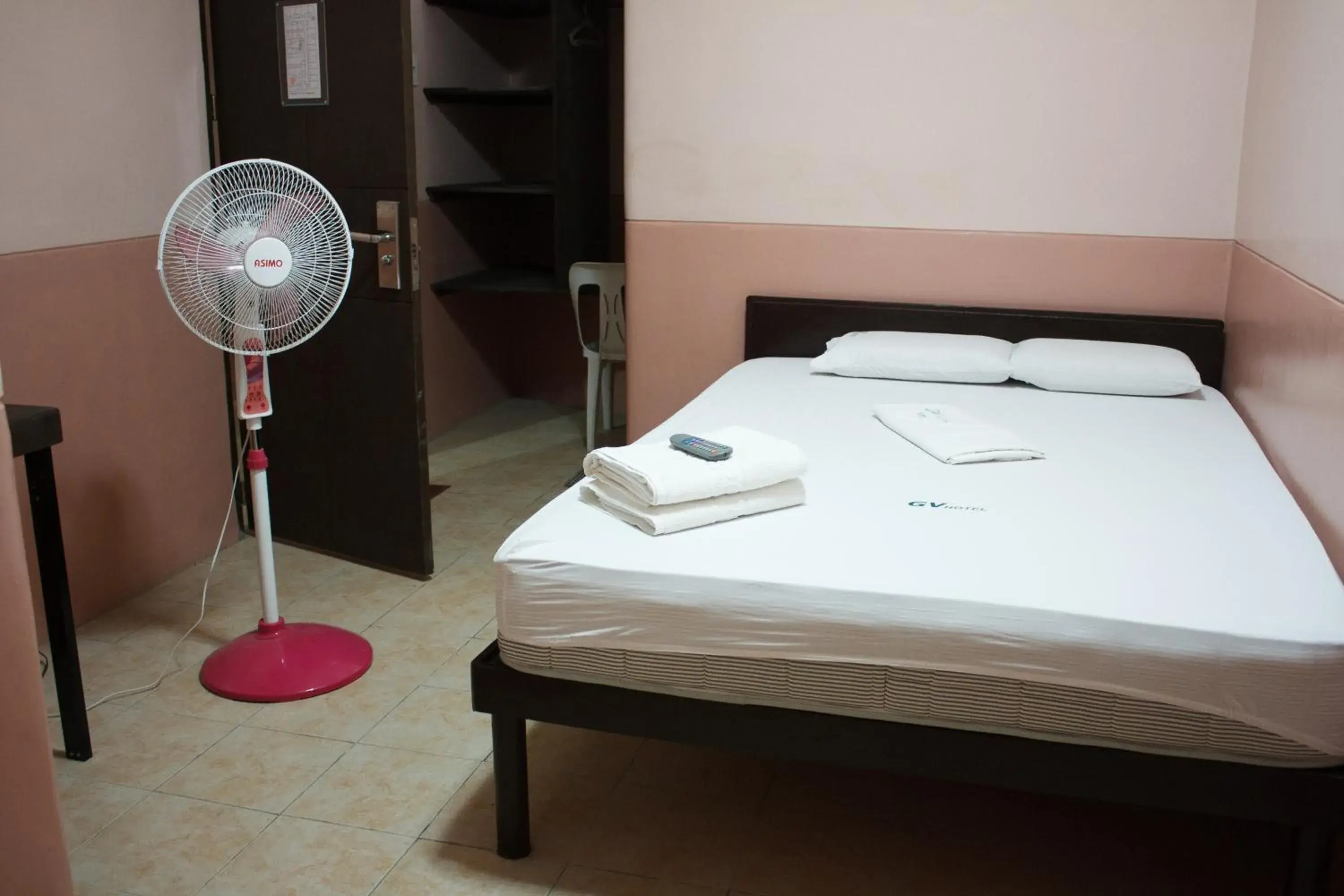 Bed in GV Hotel - Borongan Bed in GV Hotel - Borongan