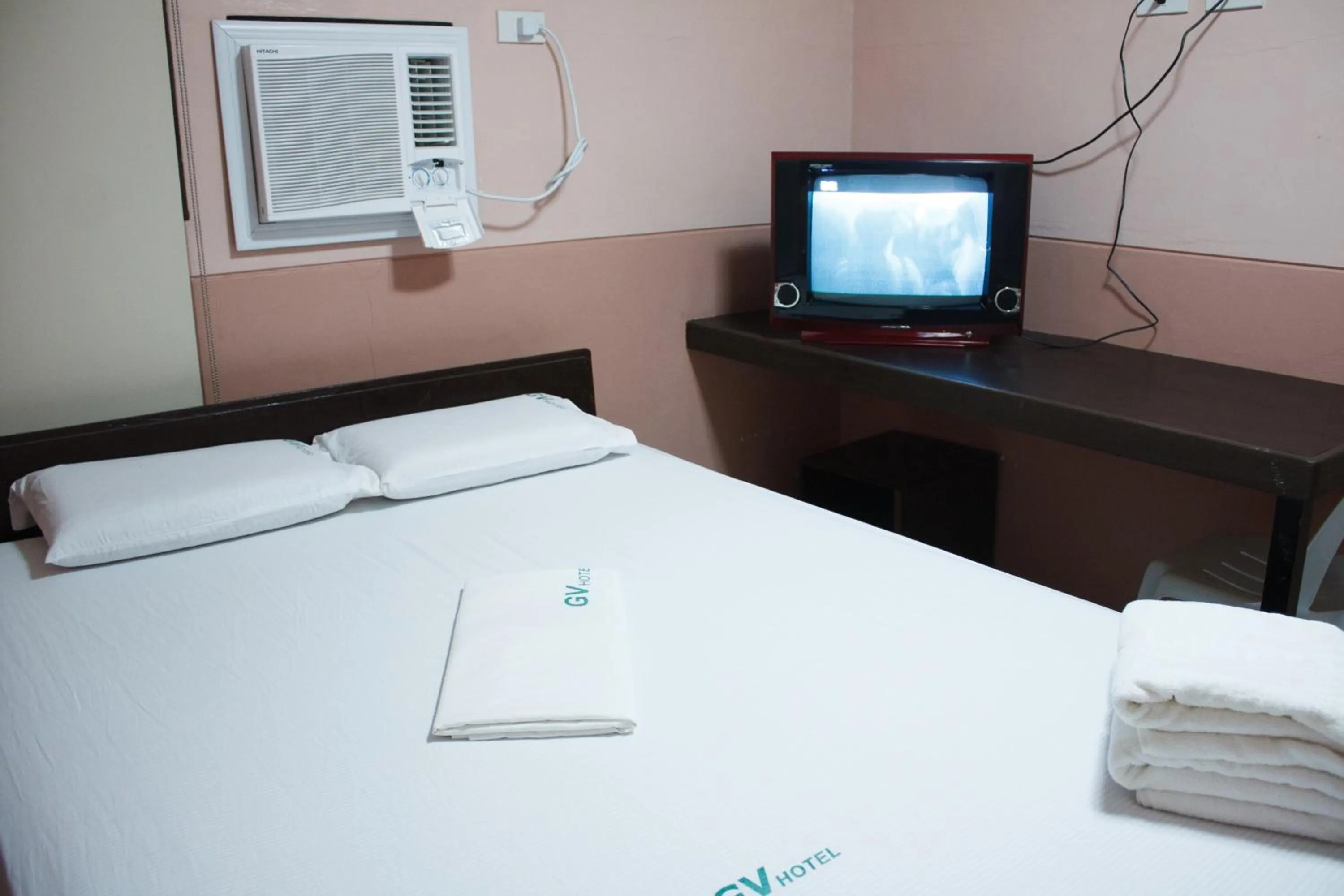 Bed in GV Hotel - Borongan