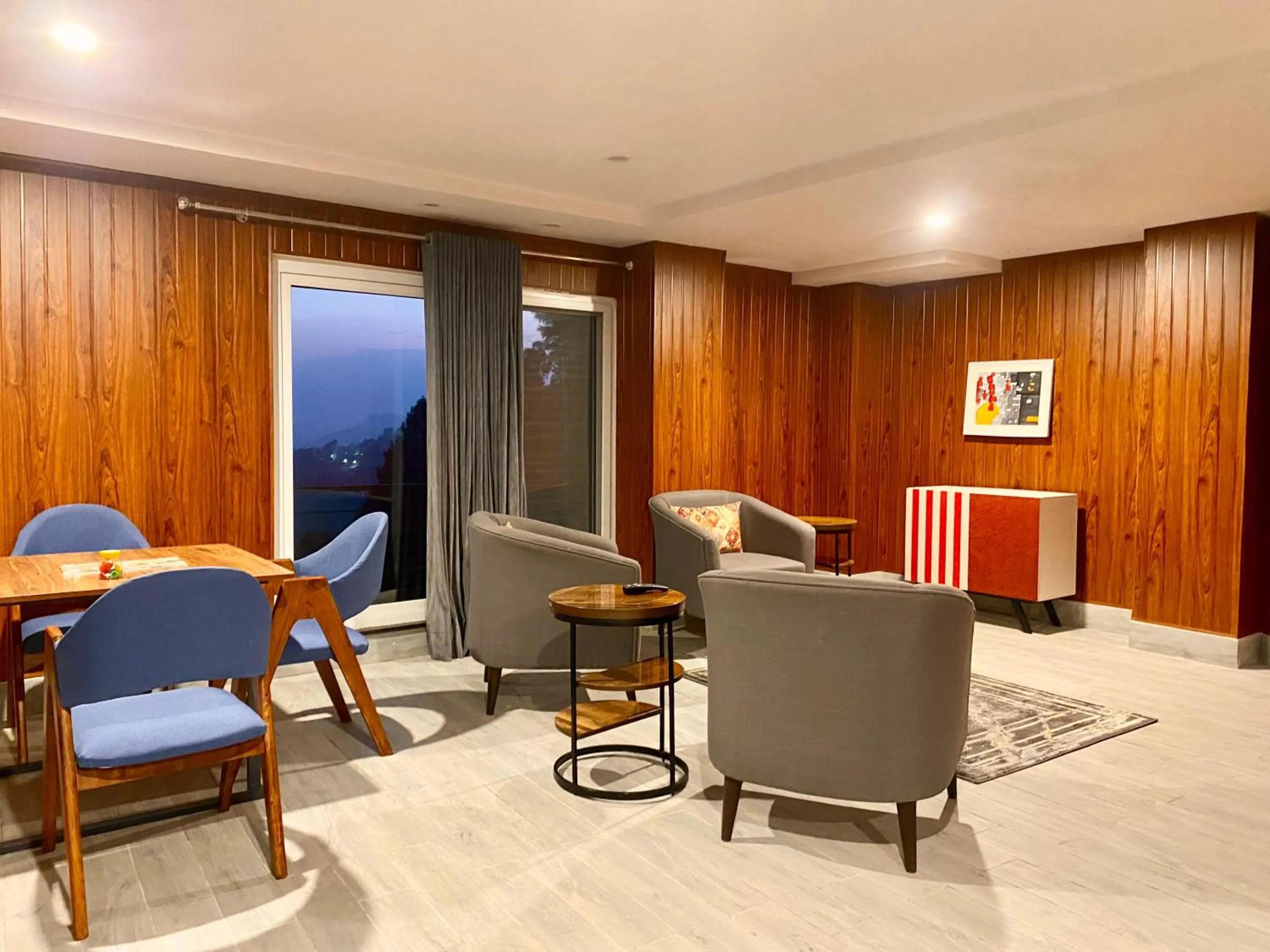 Meeting/conference room in Sky Lodge Hotel