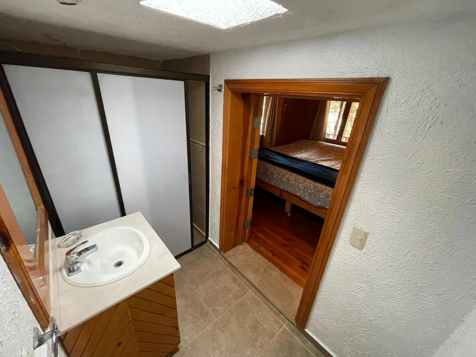 Bathroom, Bed in Cabañas 5 Pinos