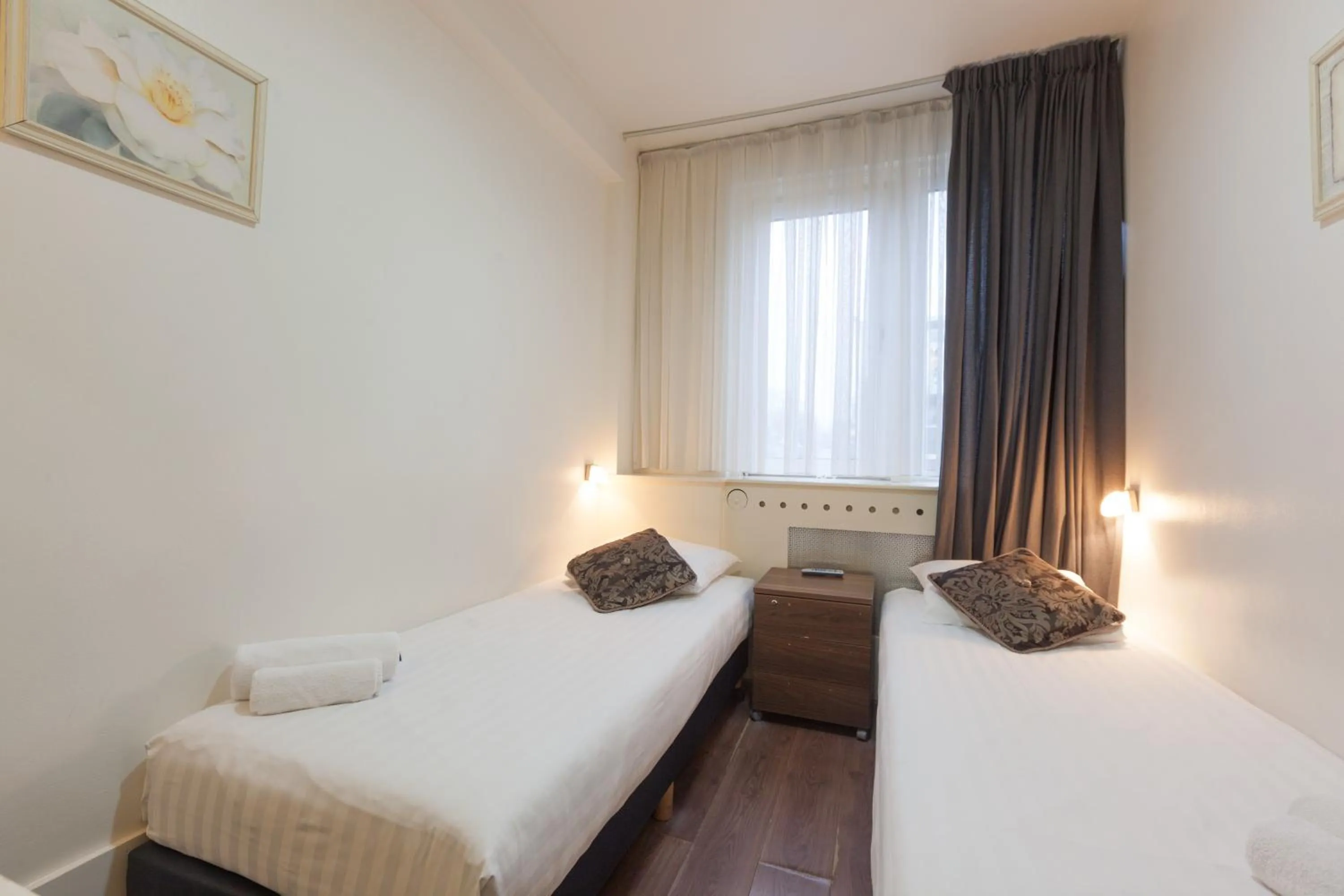 Bed in The Townhouse Hotel