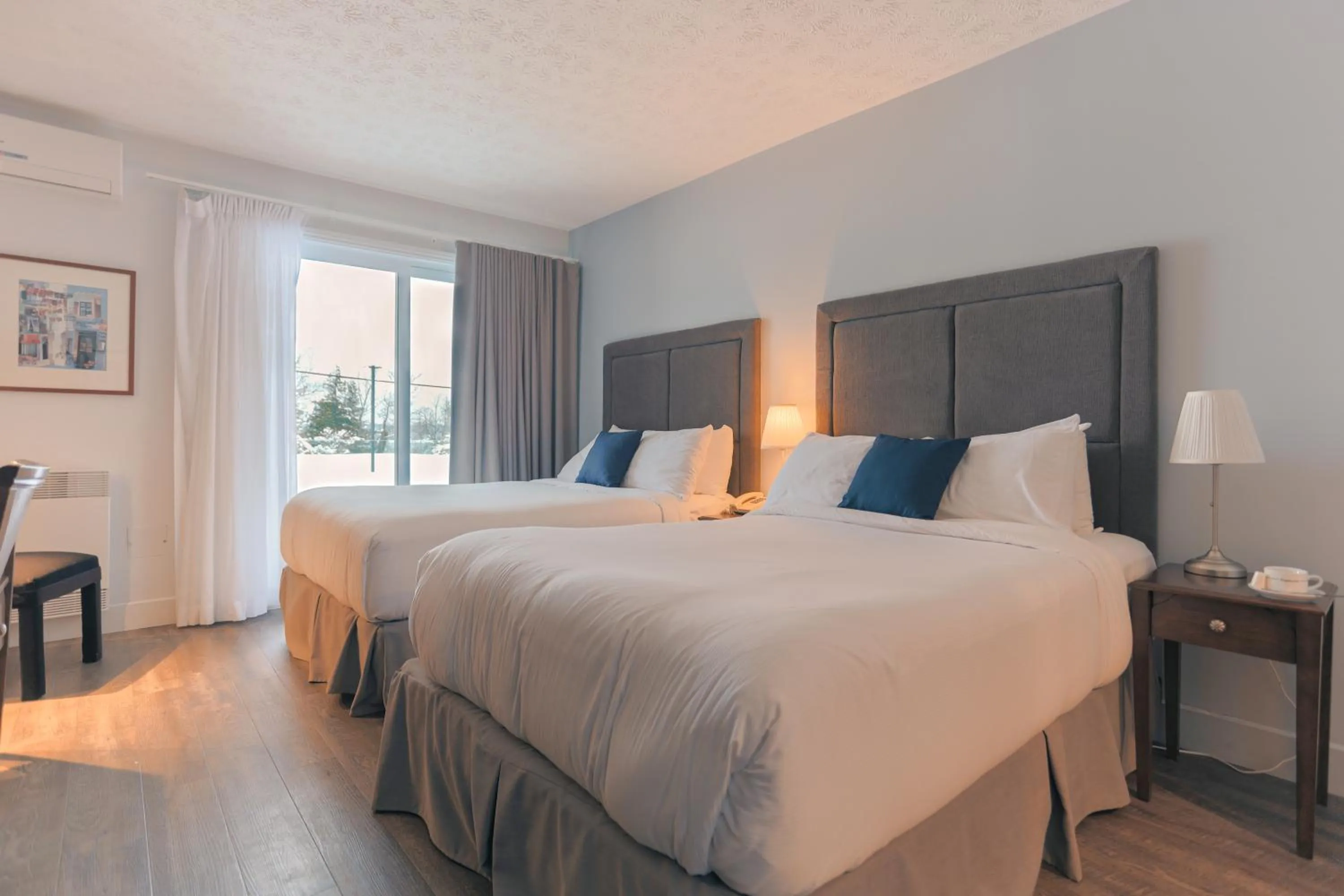 Bed in Hotel Lac Brome