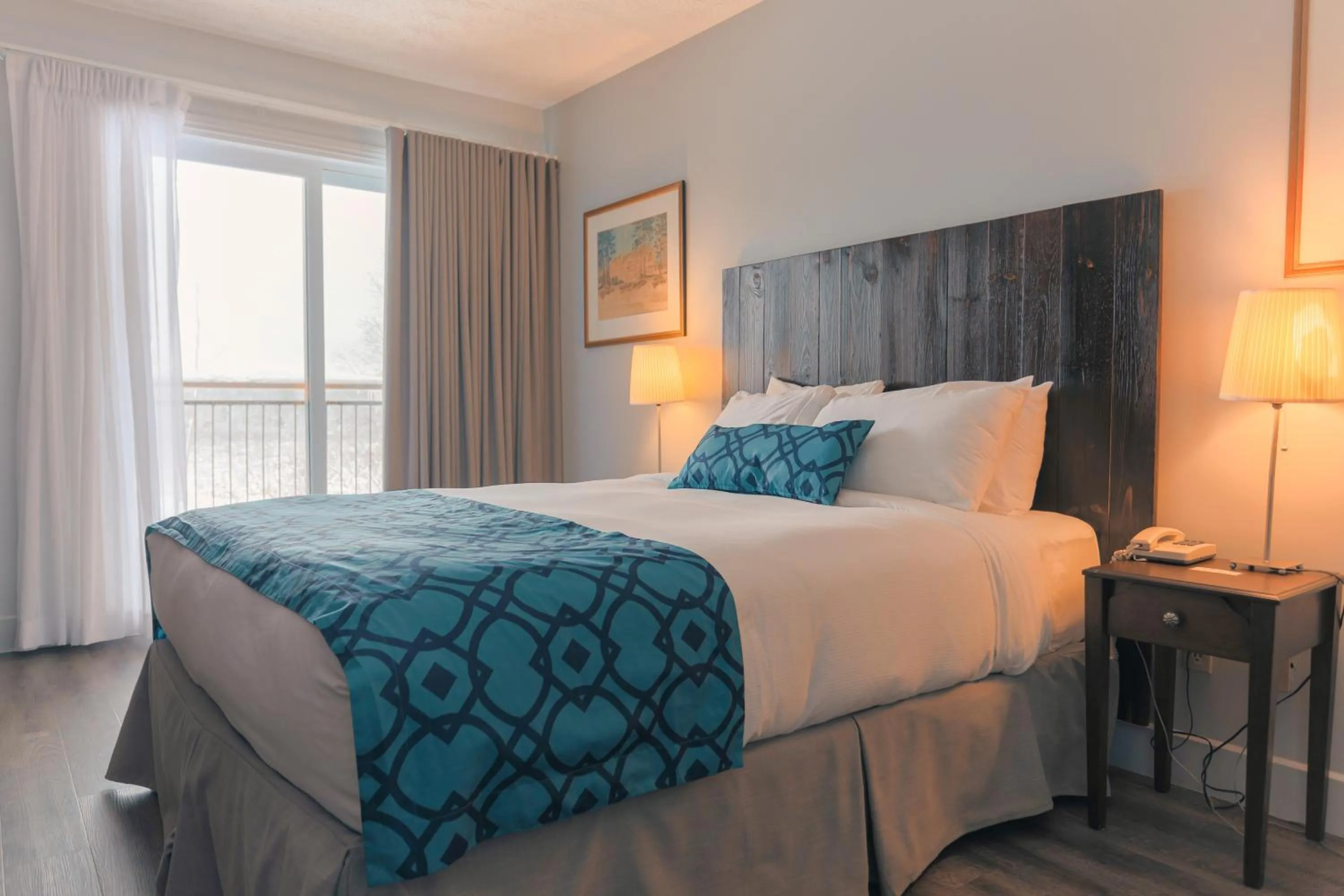 Bed in Hotel Lac Brome