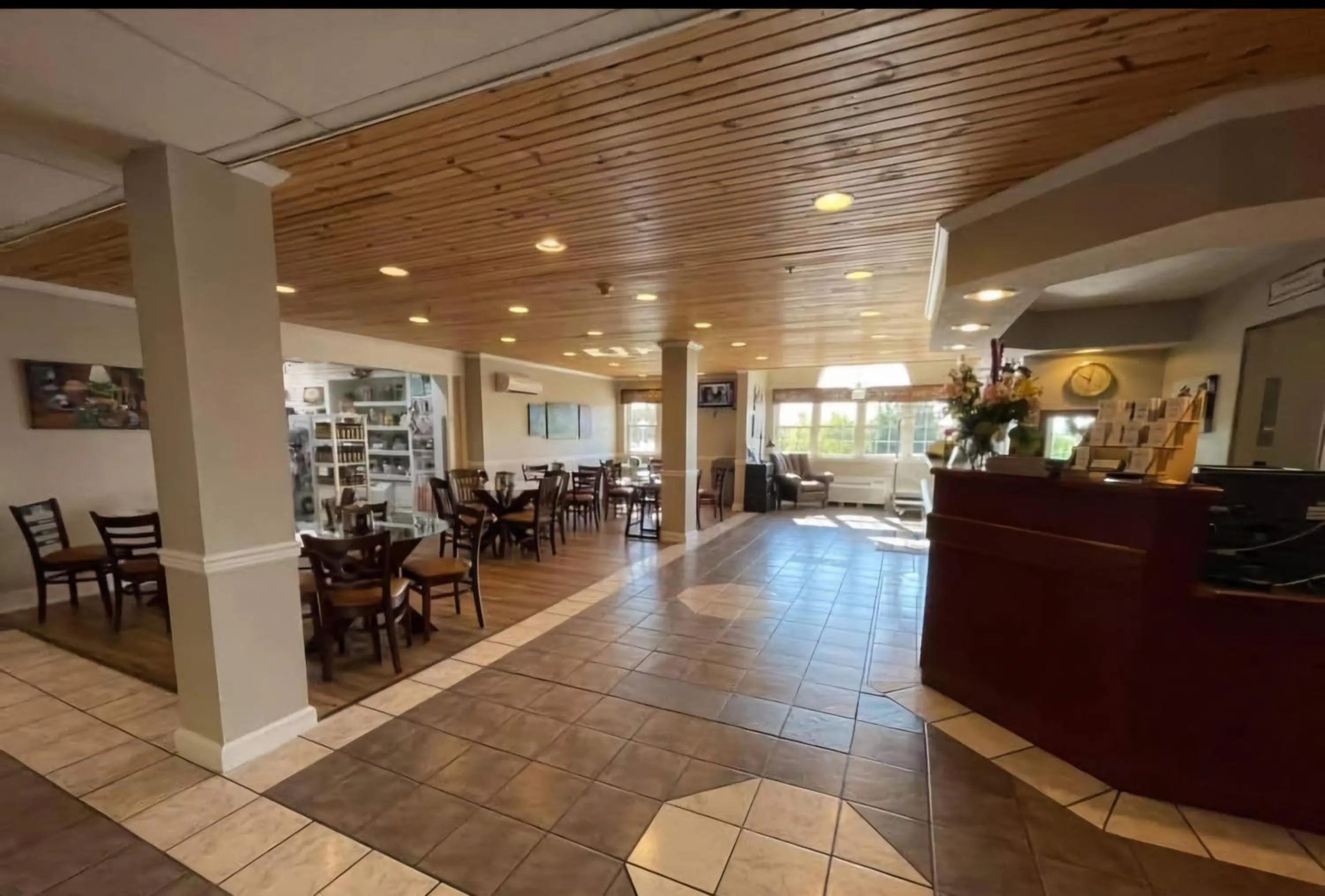 Patti's Inn and Suites