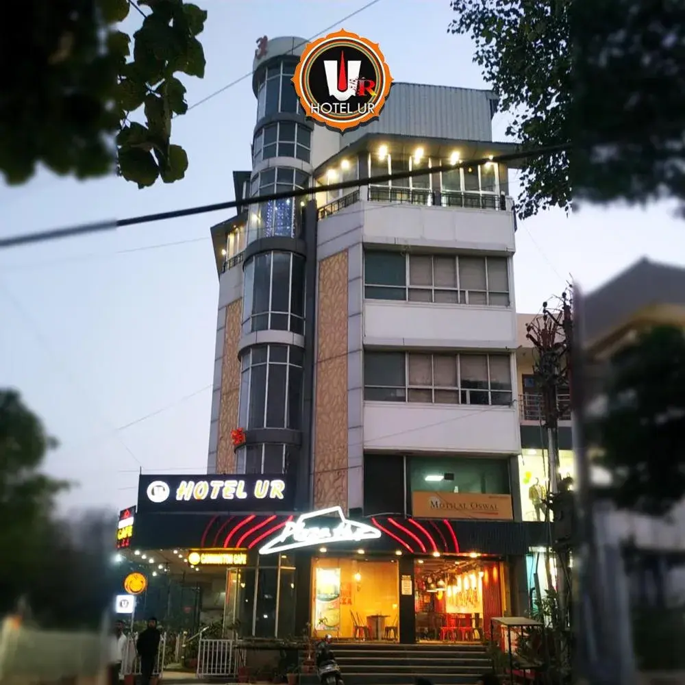 Property building in HOTEL UR Property building in HOTEL UR