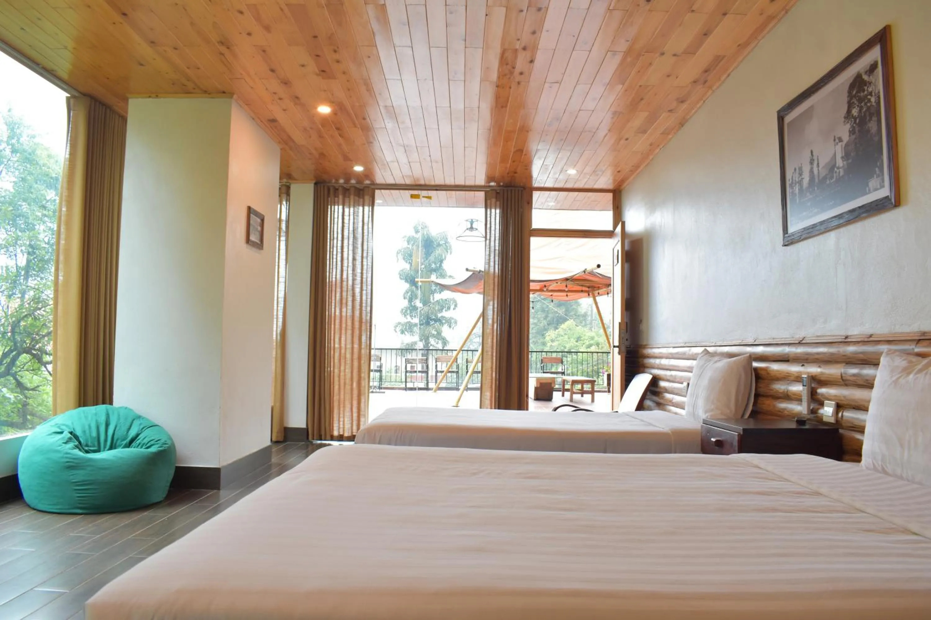 Photo of the whole room, Bed in Sapa Chill Retreat