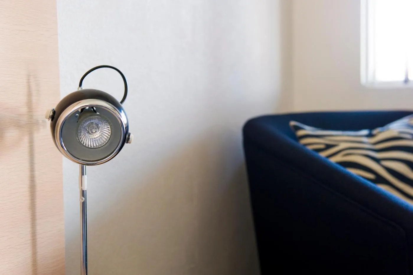 Decorative detail, Bed in Cherry Blossom Motor Inn