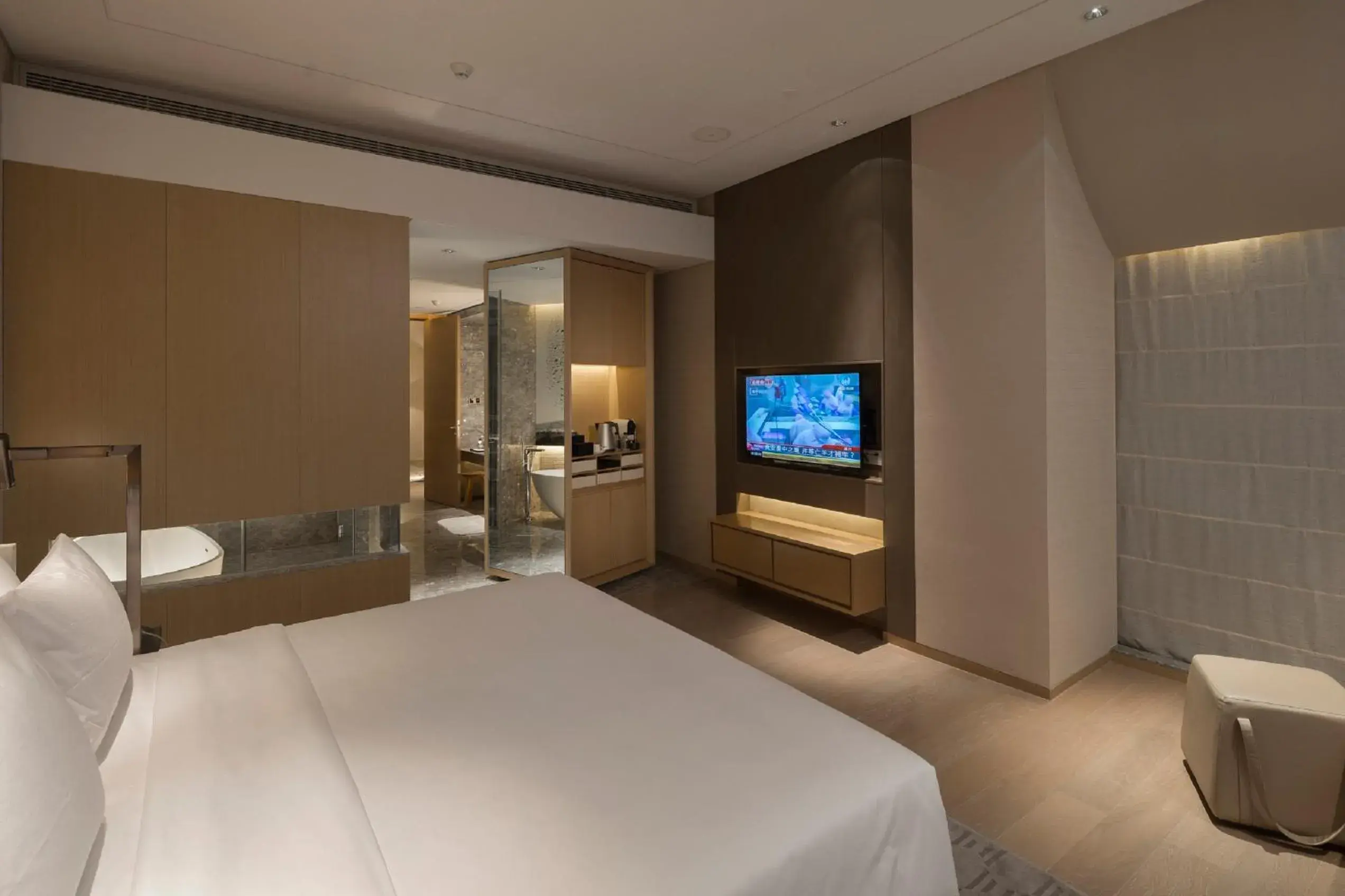 Bedroom, Bed in Shenzhen Hui Hotel (Huaqiang NorthBusiness Zone) Bedroom, Bed in Shenzhen Hui Hotel (Huaqiang NorthBusiness Zone)