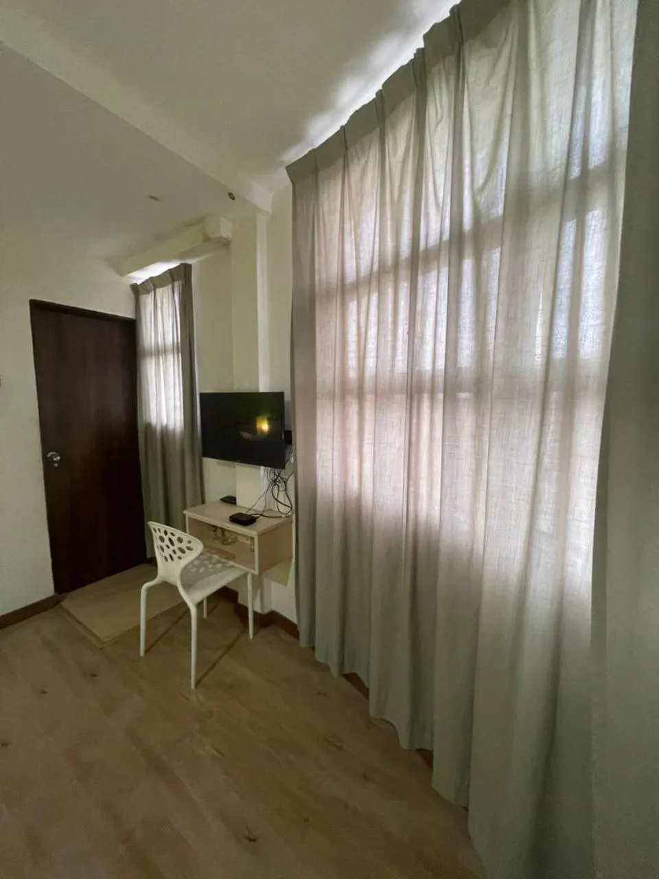 TV and multimedia in Merlin Hotel George Town Penang