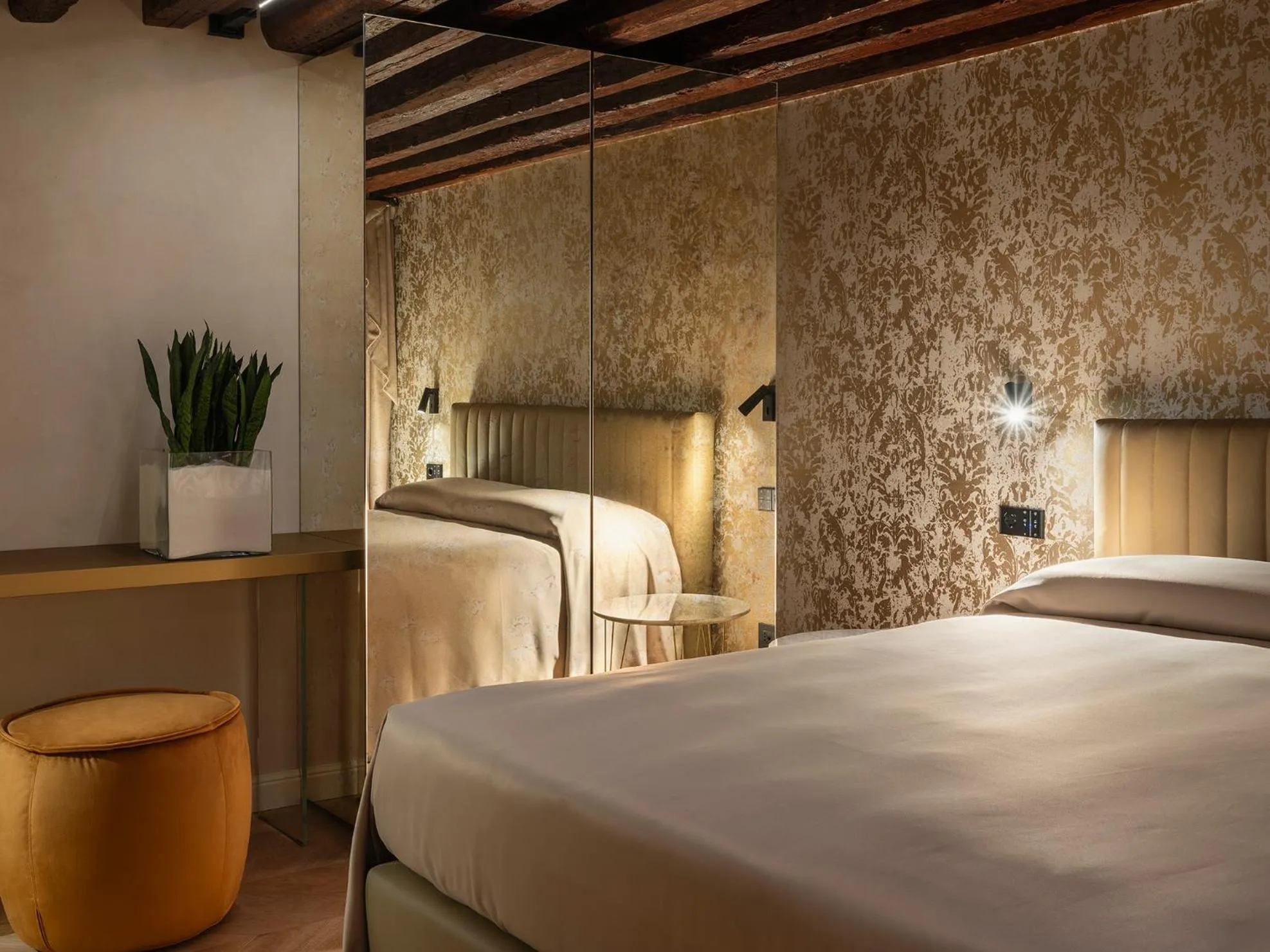 Bedroom, Bed in Palazzetto MyVenice