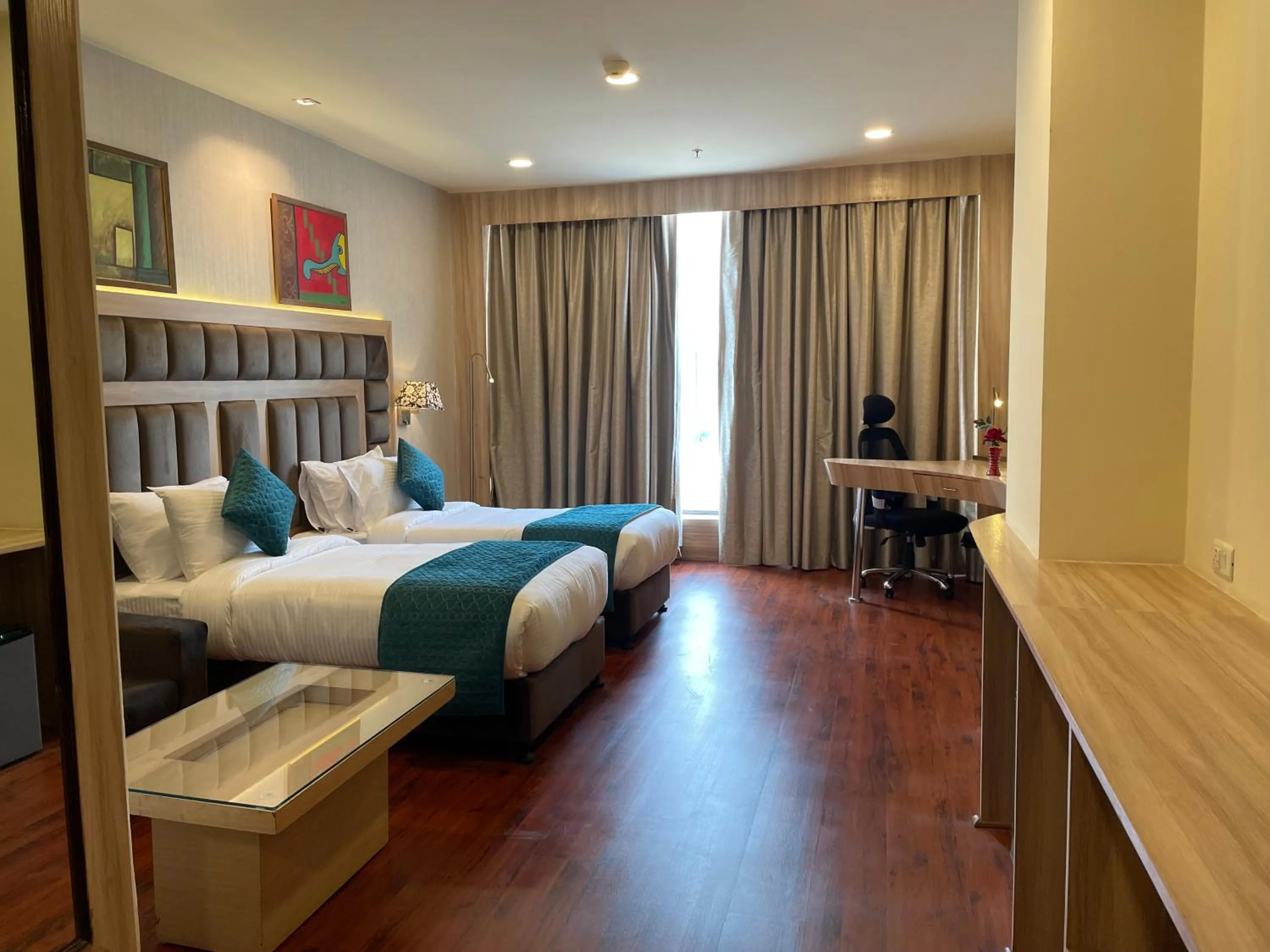 Bed in SK Premium Park, World Square Mall