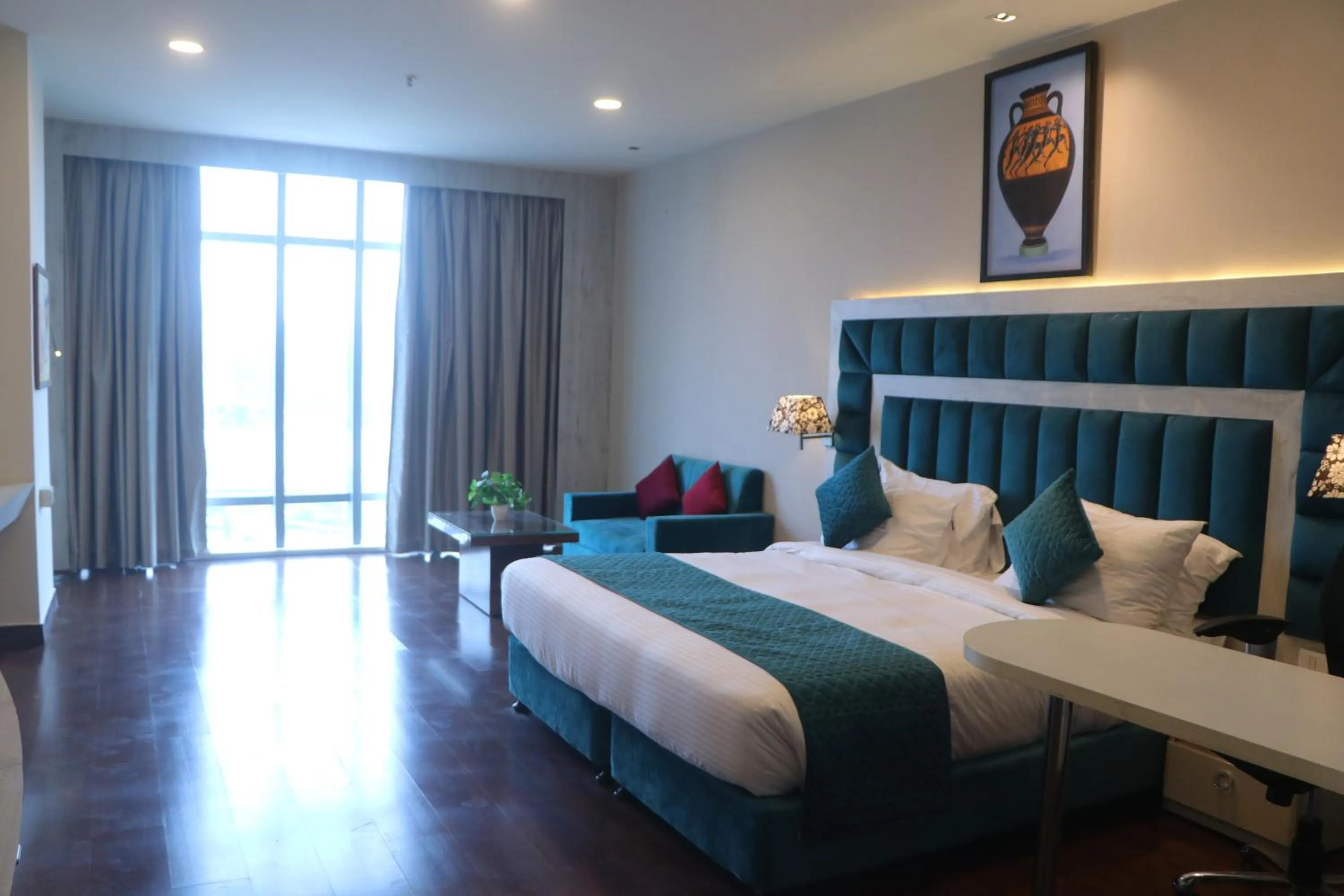 Bed in SK Premium Park, World Square Mall