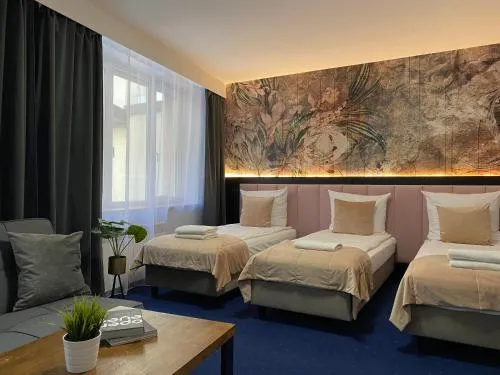 Cube House Aparthotel