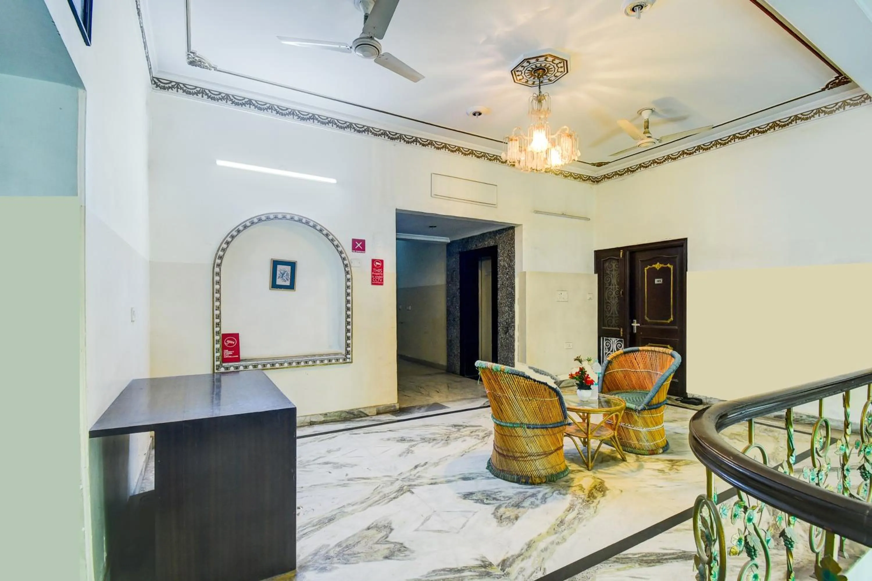 Lobby or reception in Collection O Raja Park Jaipur Formerly Maan Heritage