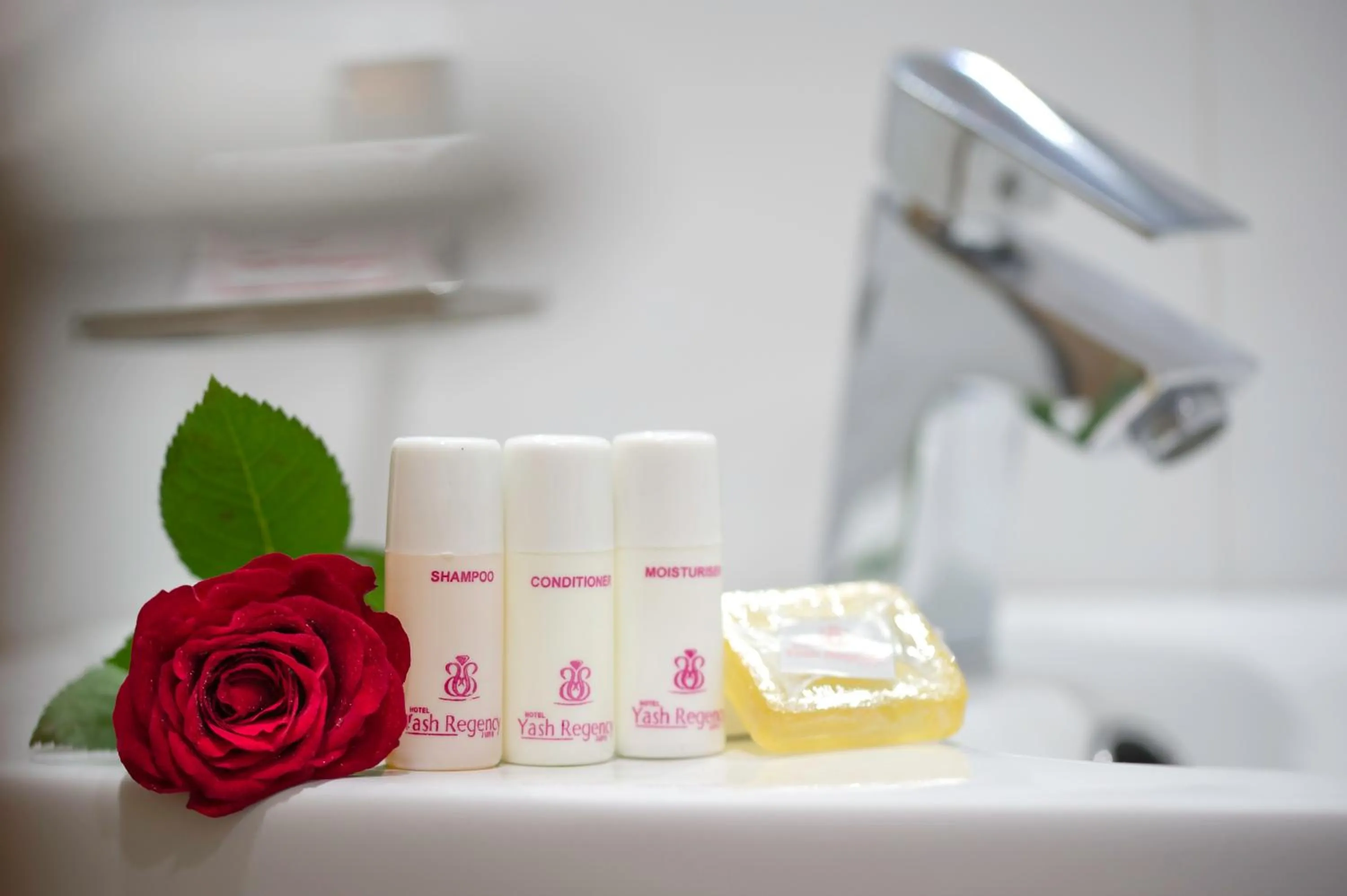 Bathroom in Hotel Yash Regency