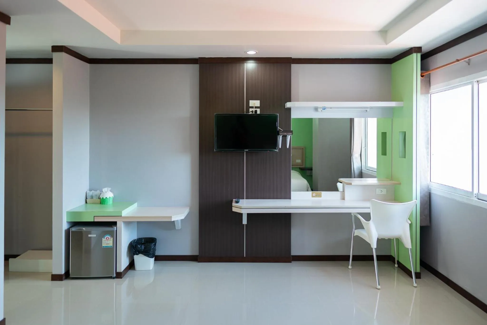 TV and multimedia in Thungtawan Hotel