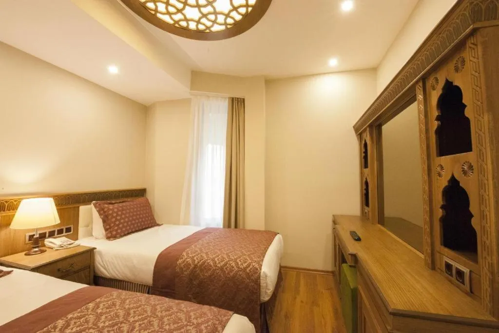 Photo of the whole room, Bed in Hotel Ney