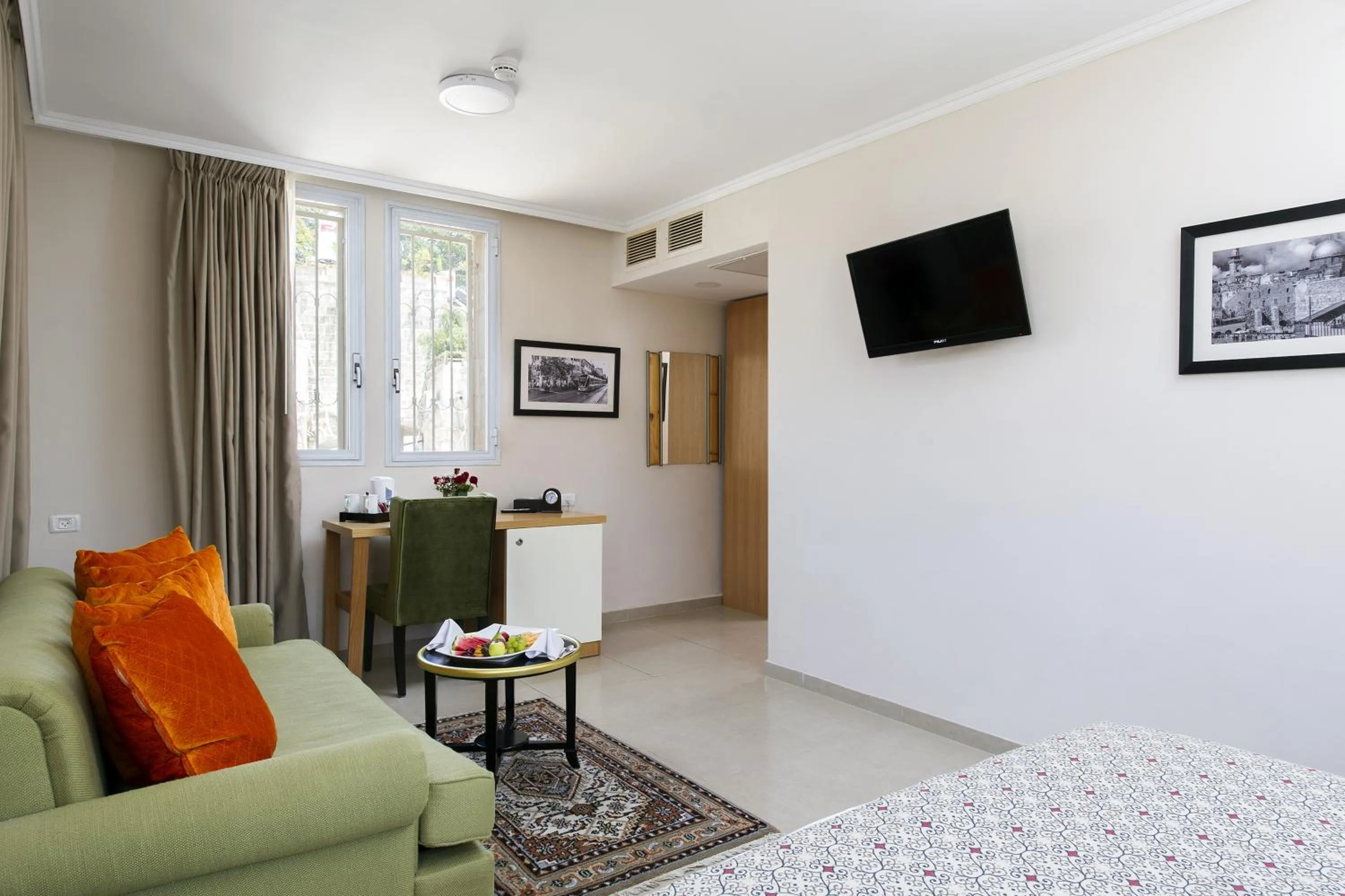 Living room in The Sephardic House Hotel in The Jewish Quarter