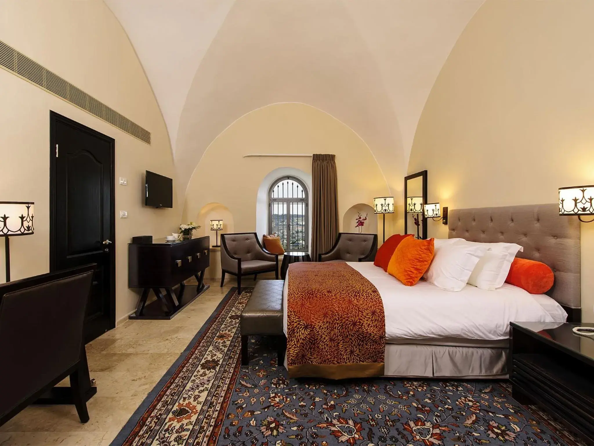 Deluxe Double or Twin Room in The Sephardic House Hotel in The Jewish Quarter Deluxe Double or Twin Room in The Sephardic House Hotel in The Jewish Quarter