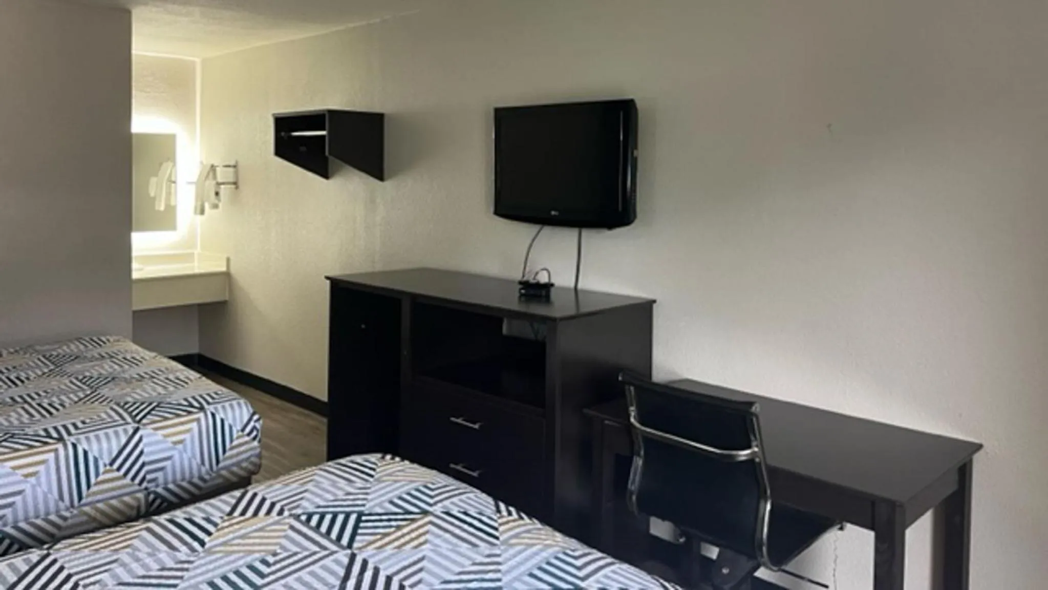 Bedroom, Bed in Motel 6 Baton Rouge East, LA I12