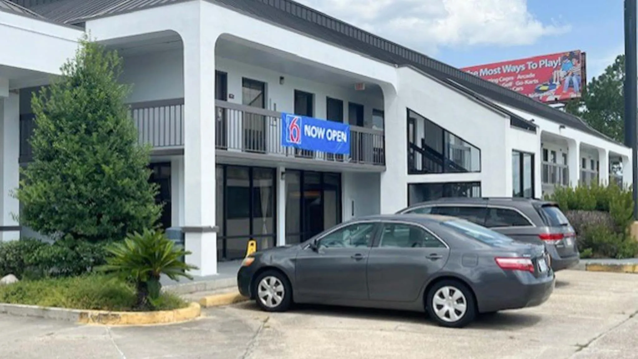 Facade/entrance in Motel 6 Baton Rouge East, LA I12